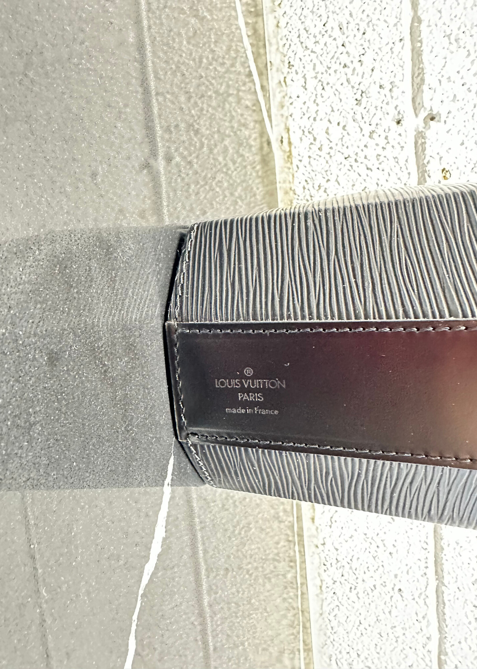 Louis Vuitton Black Epi Leather Sac Seau Bag