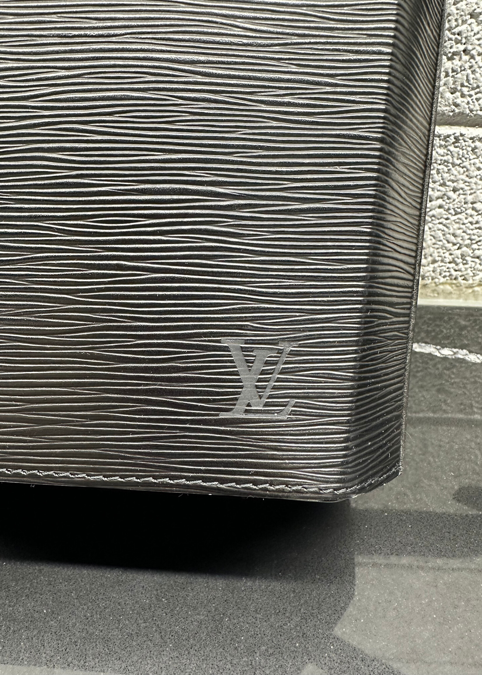 Louis Vuitton Black Epi Leather Sac Seau Bag