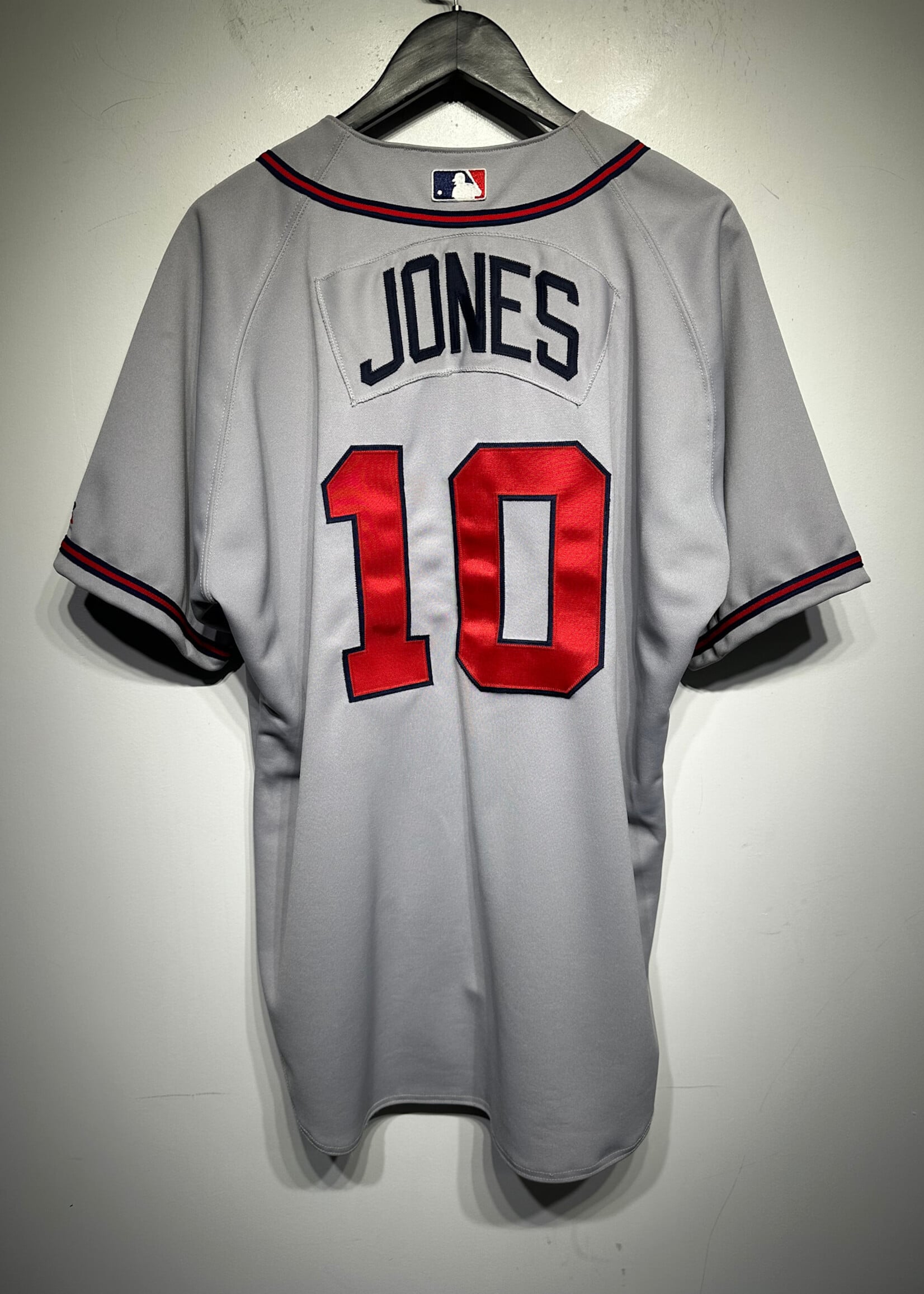 Atlanta Braves '10' Jones MLB Jersey XXL
