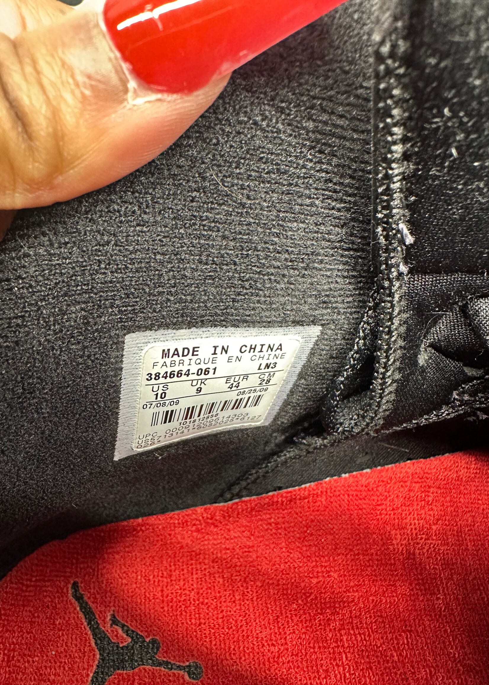 DS 09 Jordan 6 Bred Masc 10