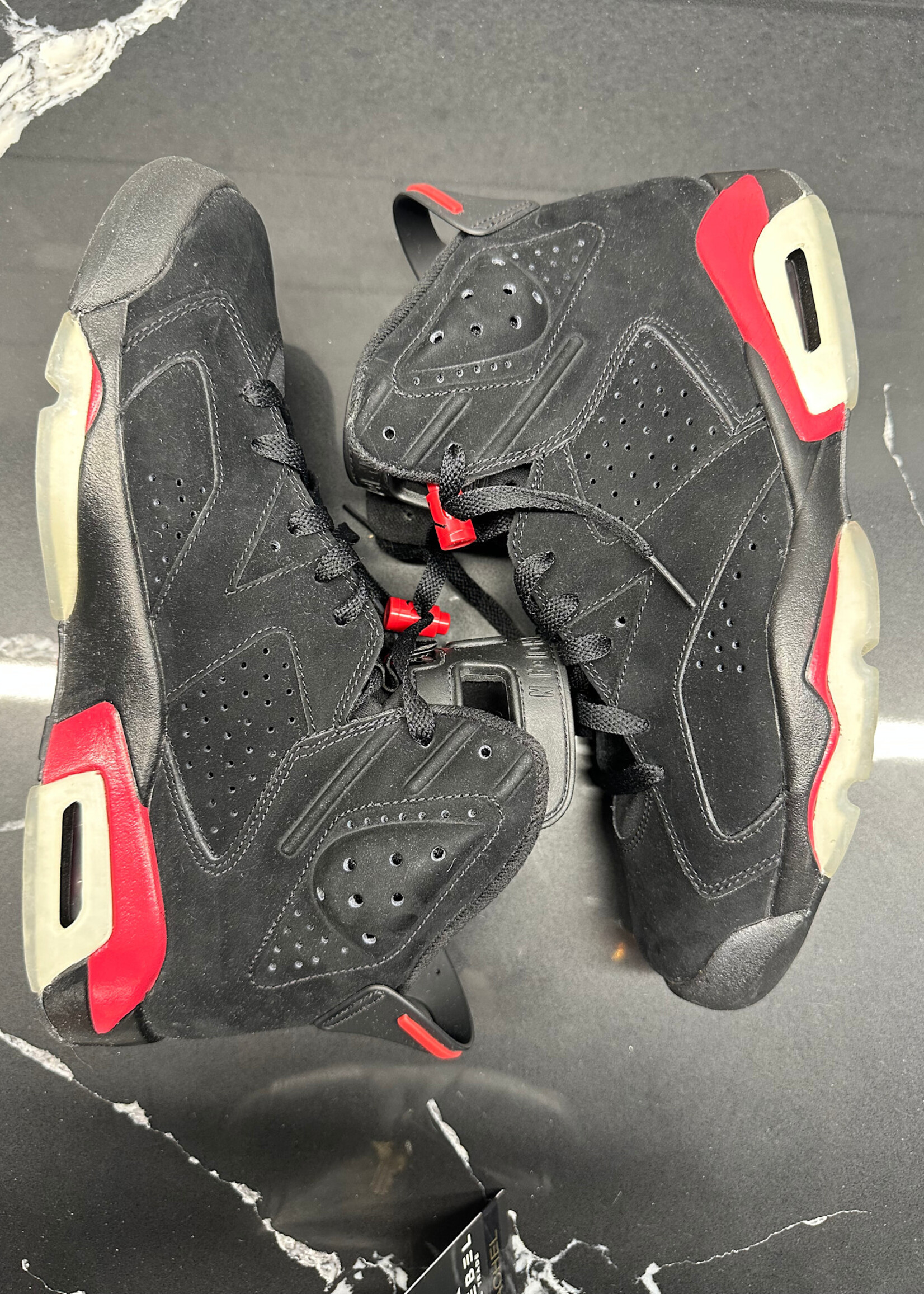 DS 09 Jordan 6 Bred Masc 10