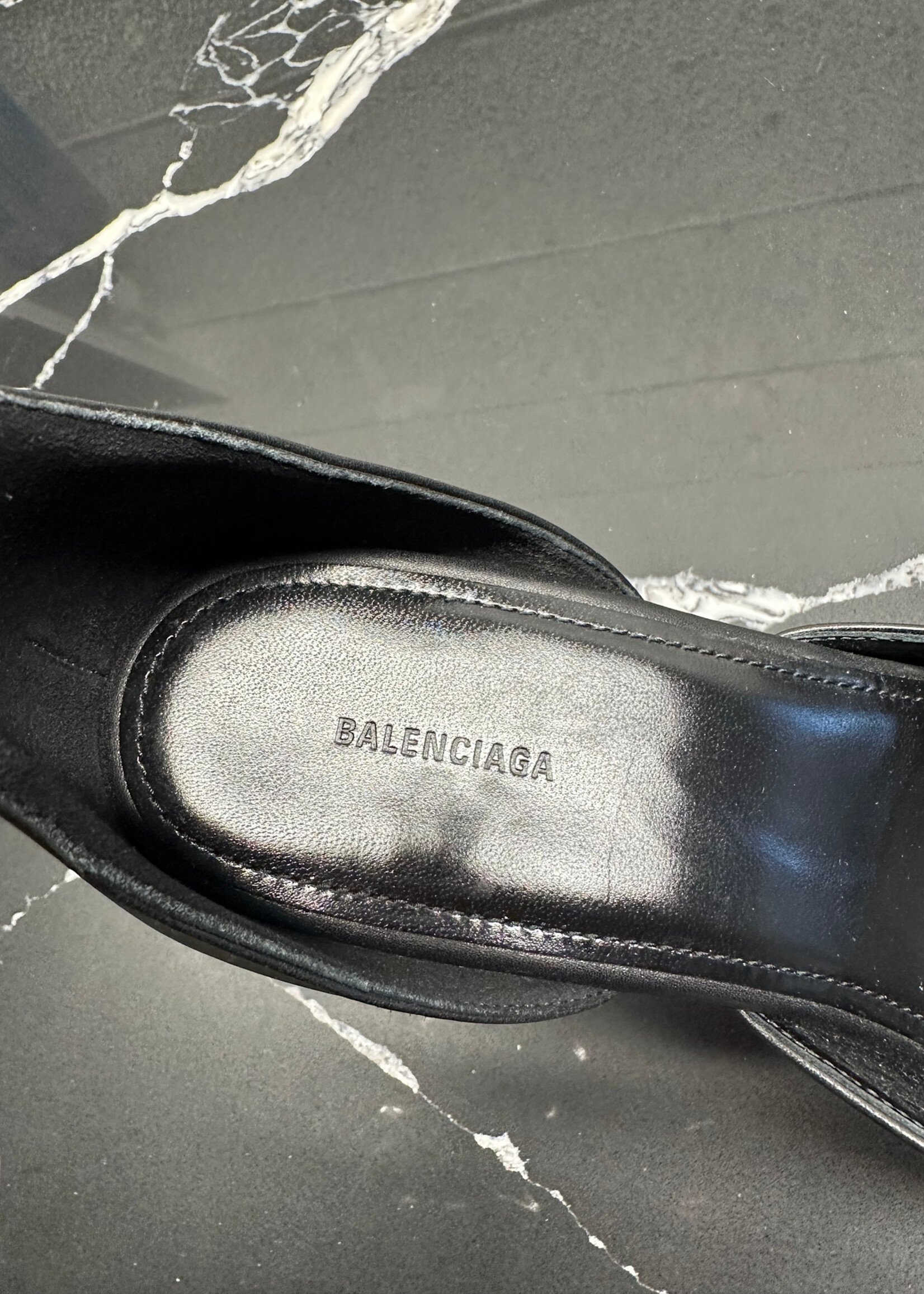 Balenciaga NIB Camden Platform Sandal 37/7