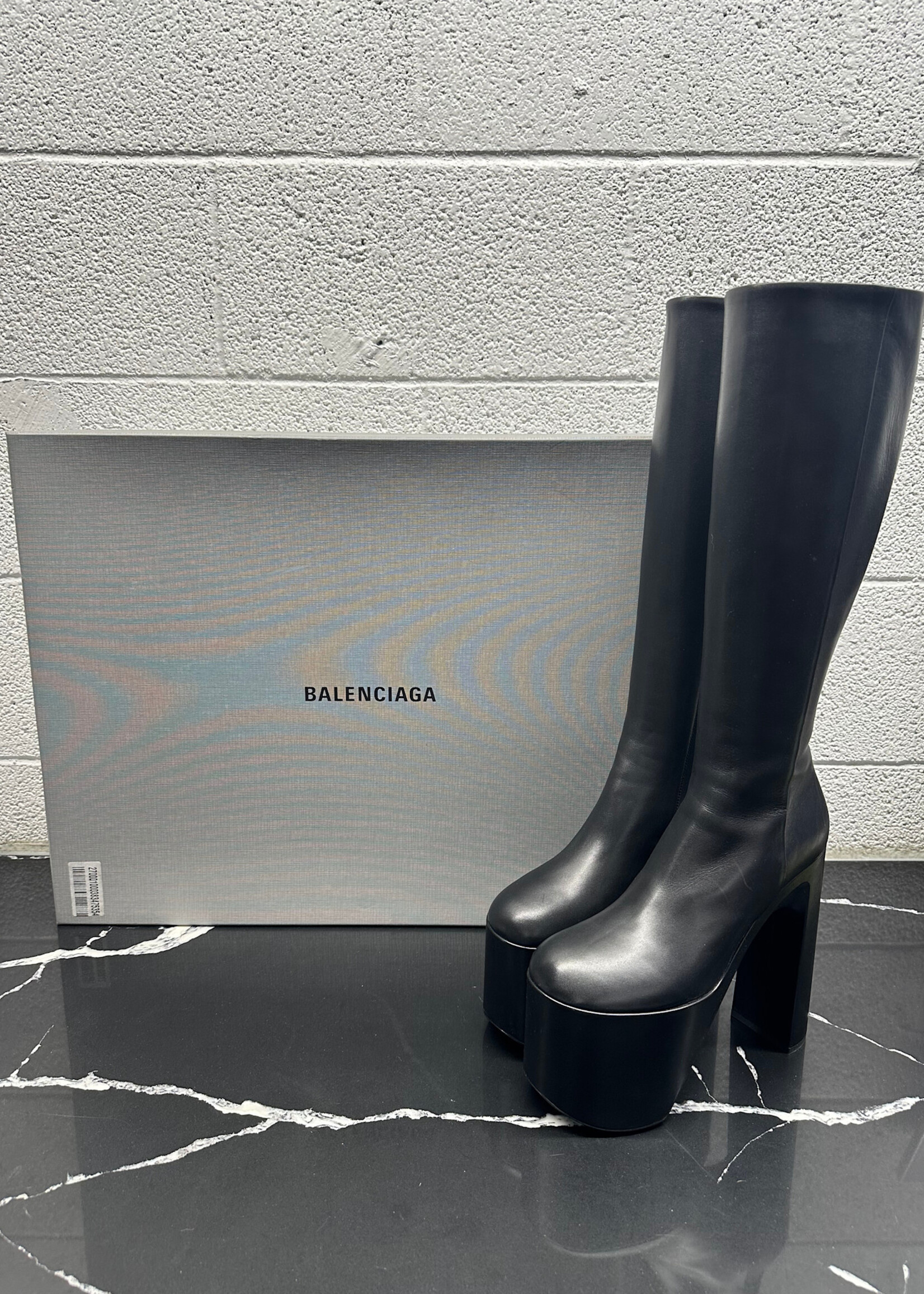 Balenciaga NIB Camden Boot 38/8