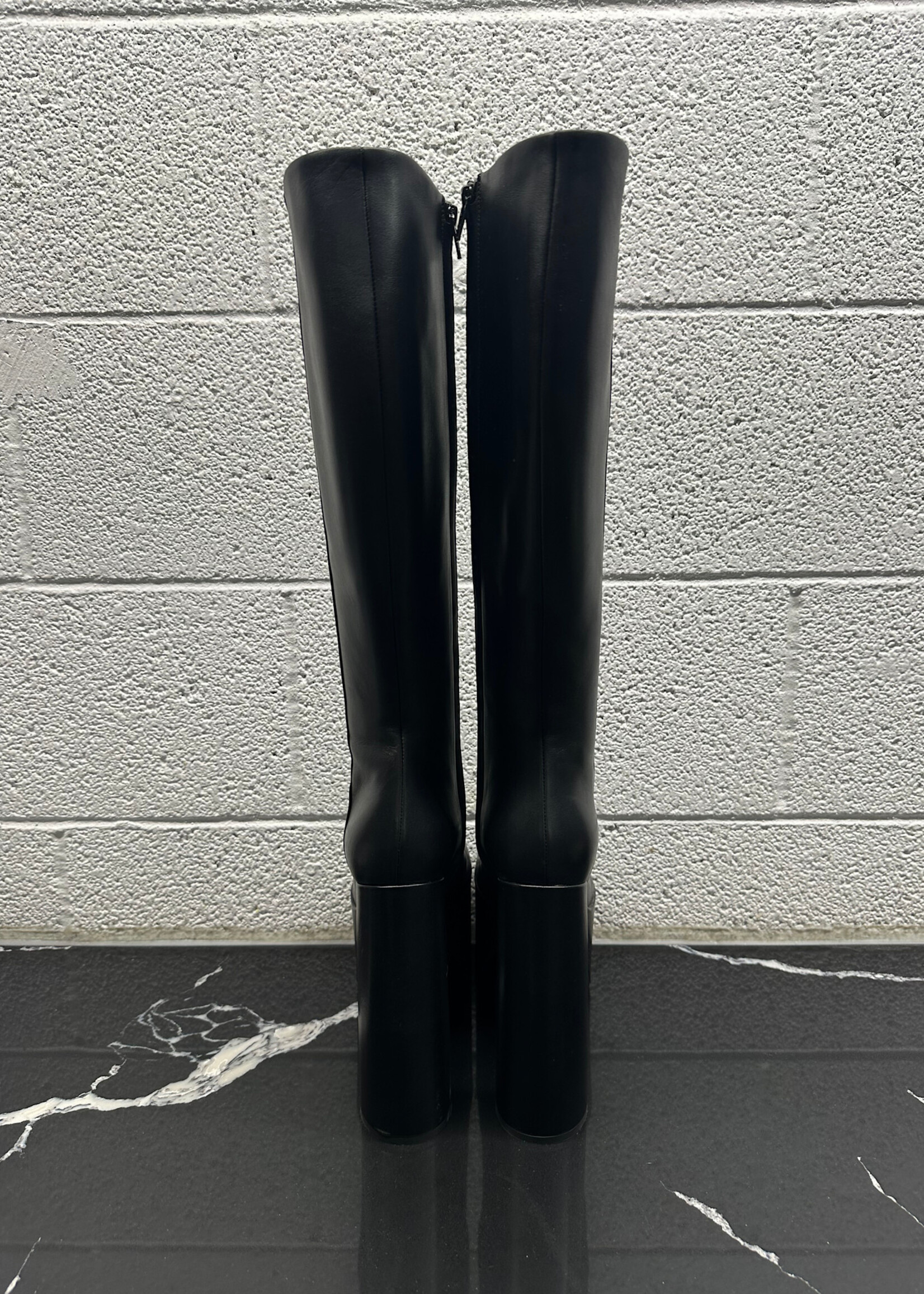 Balenciaga NIB Camden Boot 38/8