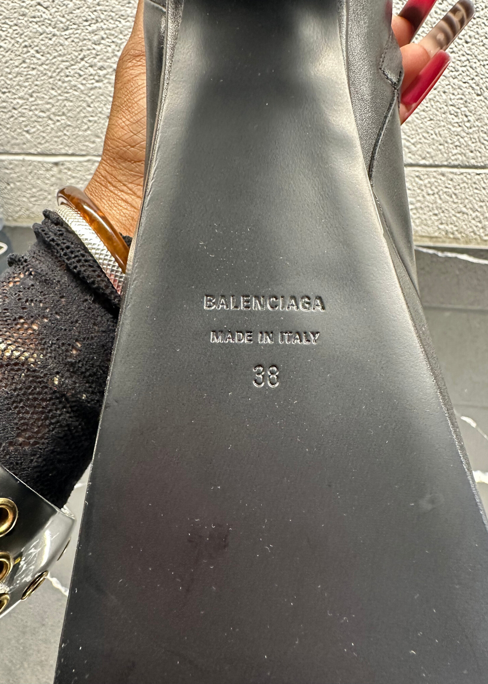 Balenciaga NIB Camden Boot 38/8