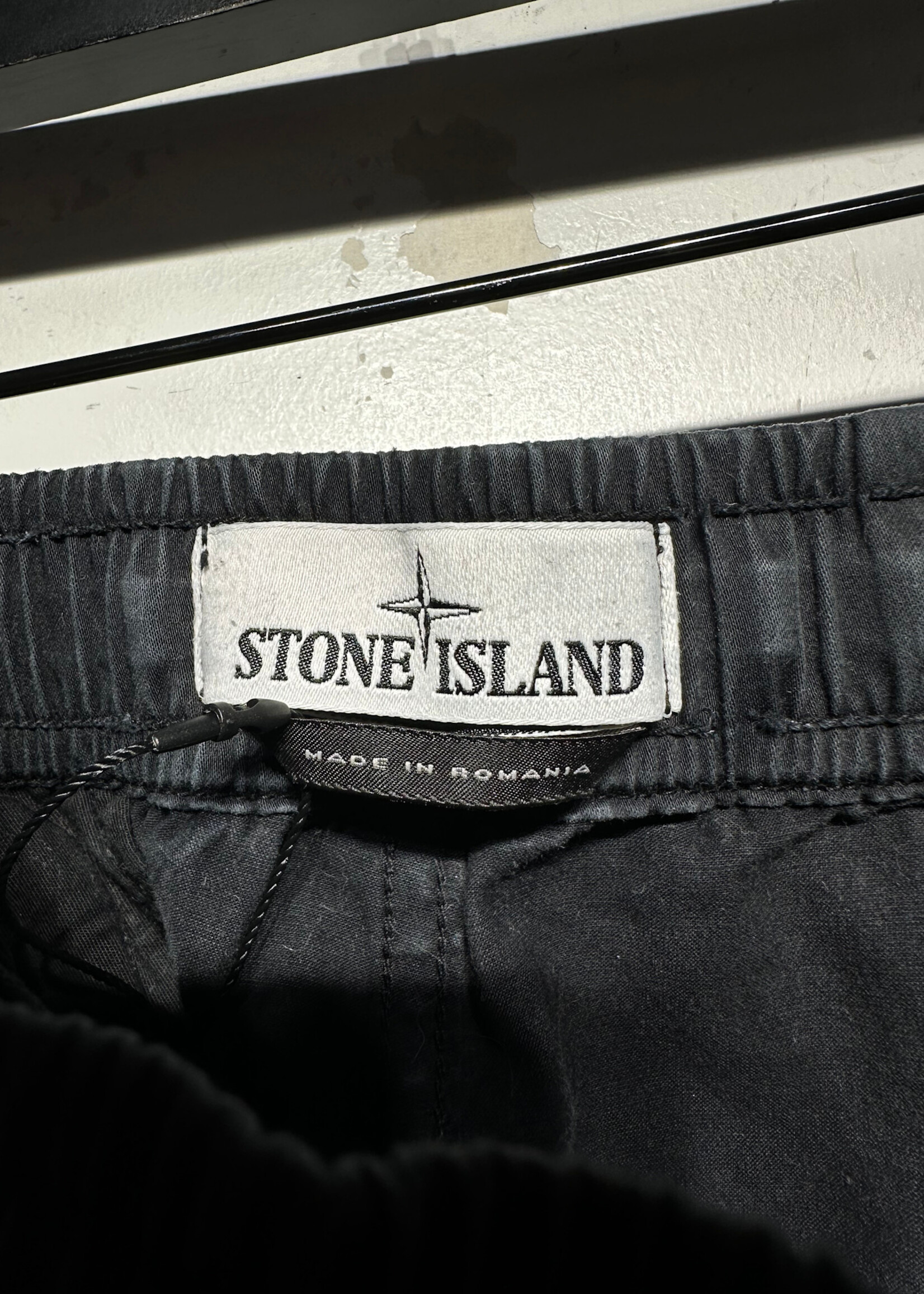 Stone Island Black Cargo Jogger Masc 30 AS IS