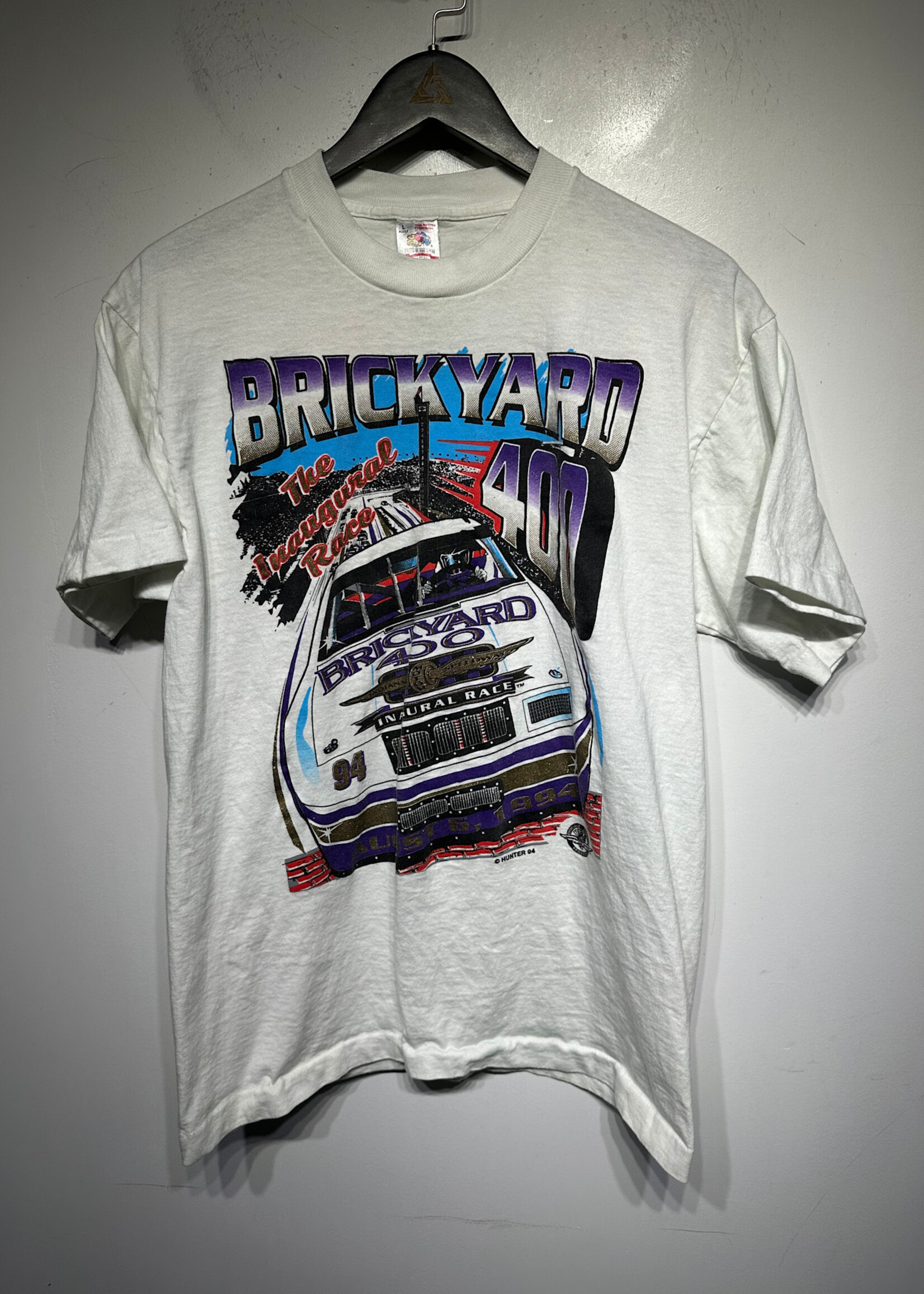 Brickyard 400 Vintage White Racing Tee L AS IS