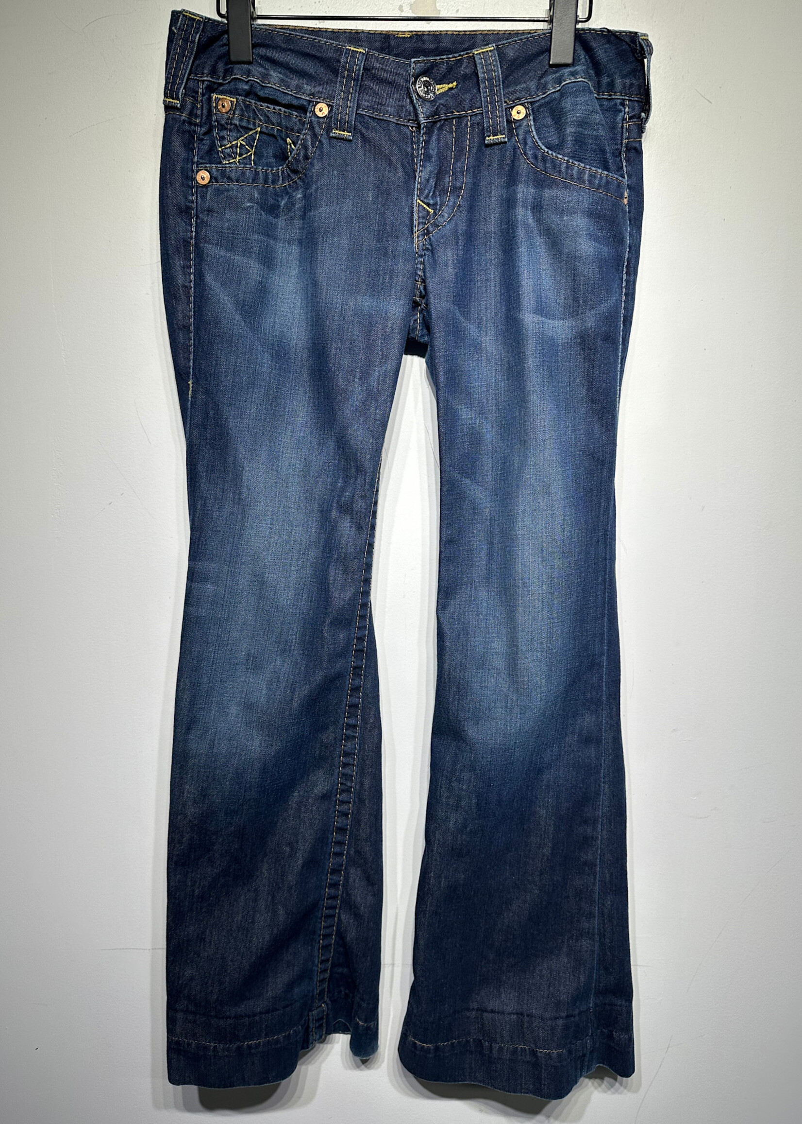 True Religion Dark Wash Flare Jeans Fem 28