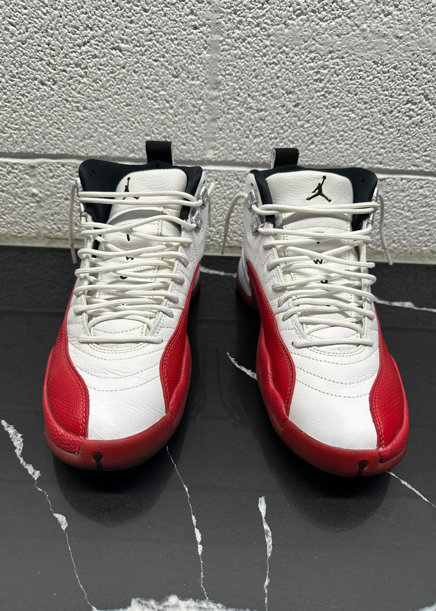 Jordan 12 Retro 2023 Red White Sneakers Masc 9.5