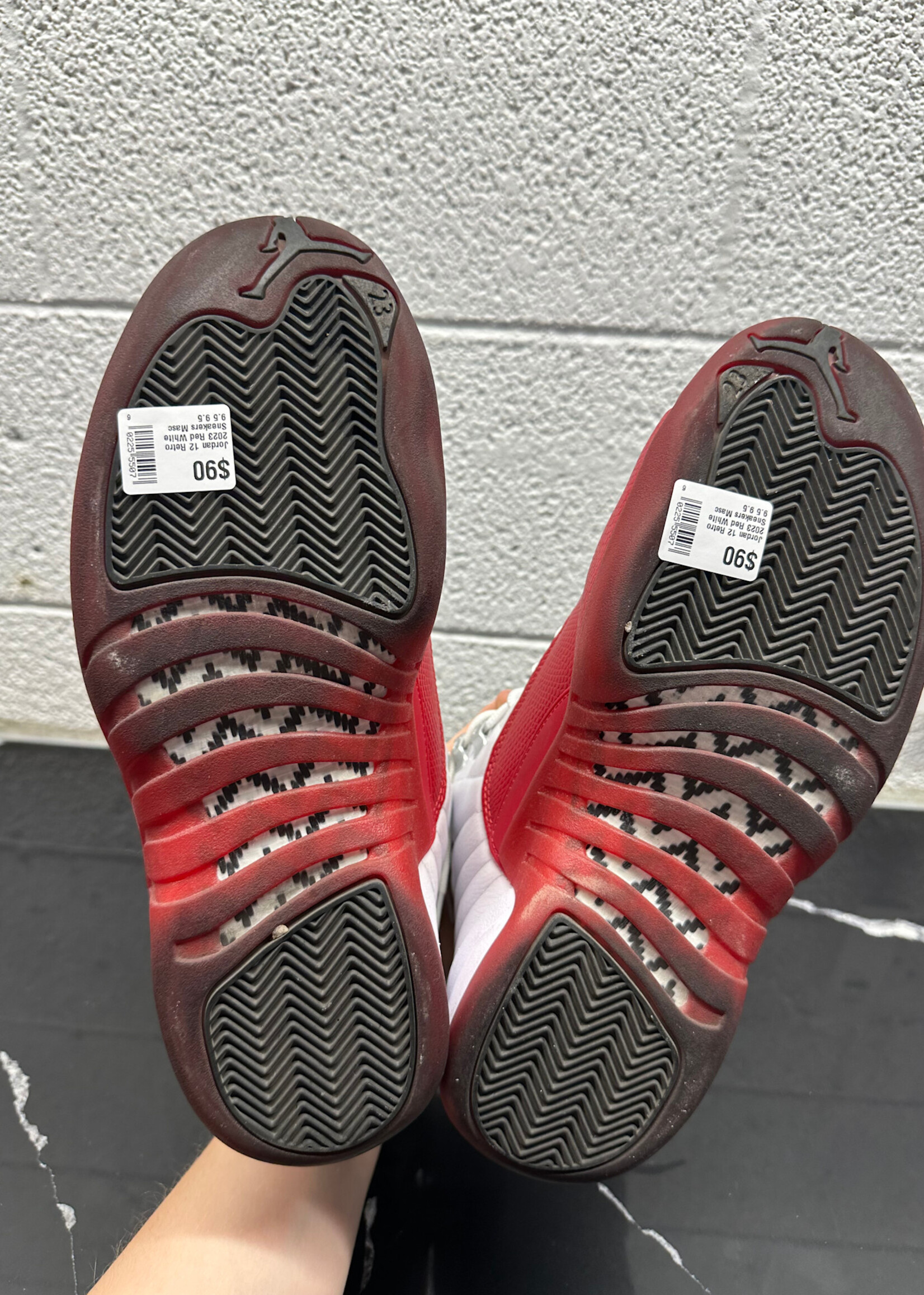 Jordan 12 Retro 2023 Red White Sneakers Masc 9.5
