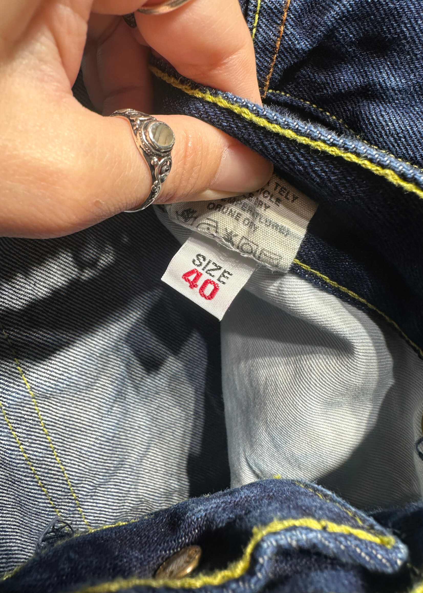 Evisu Tiger Embroidered Denim Shorts Masc 40