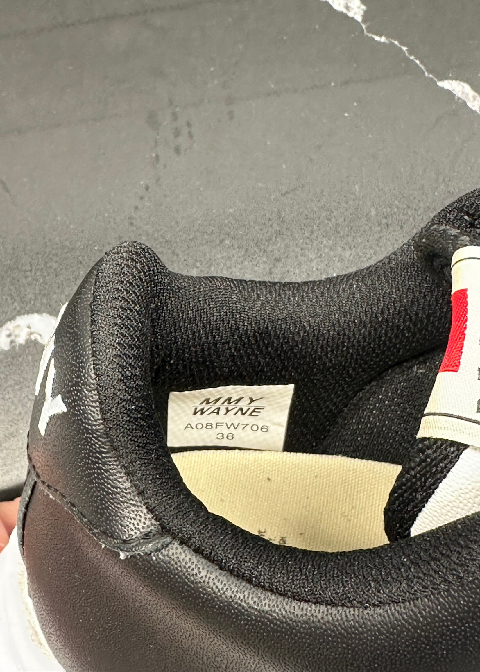 Maison Mihara 'Wayne' Black/White Sneakers Fem 6