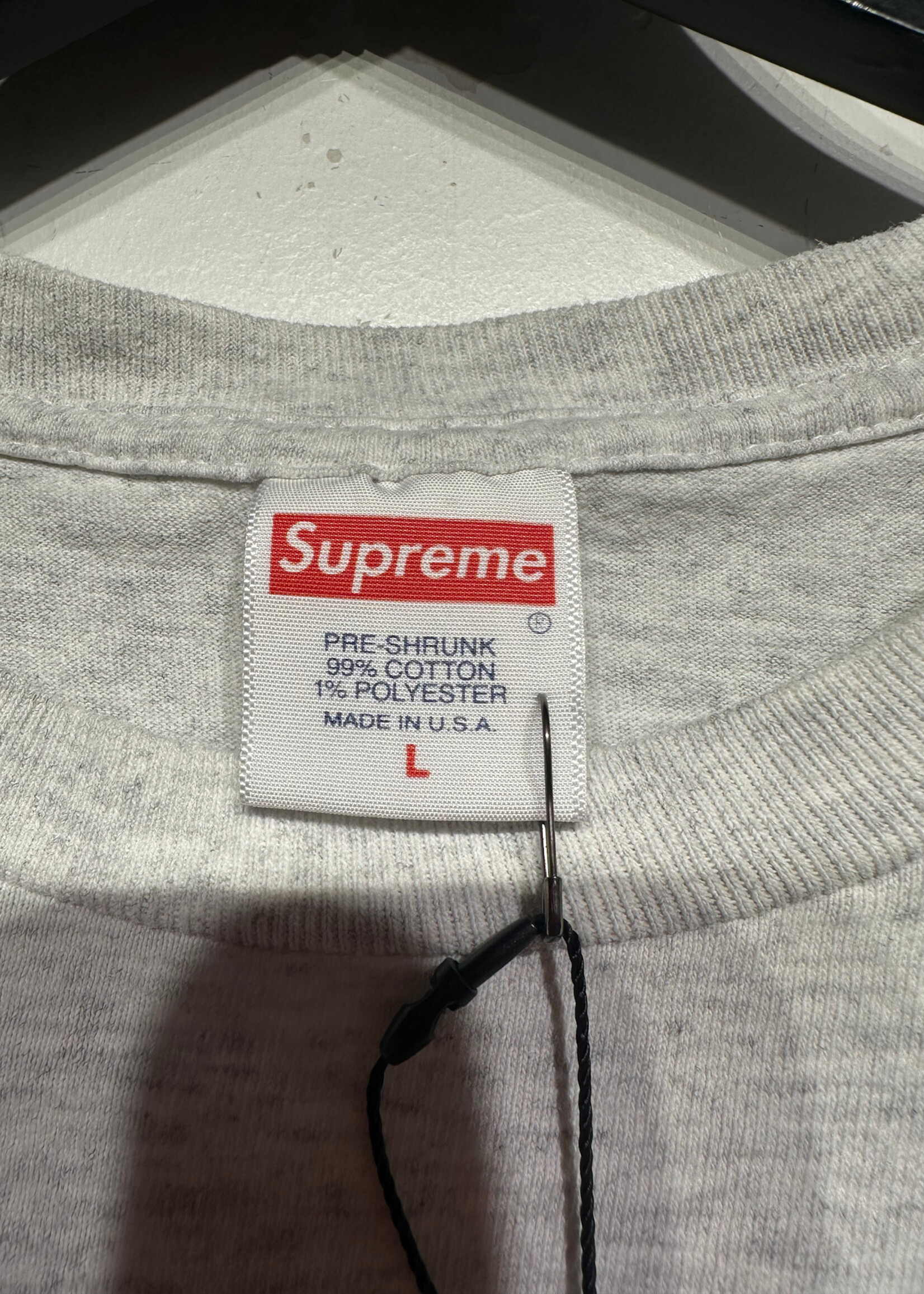 Supreme Grey Naomi Campbell Flower Tee L