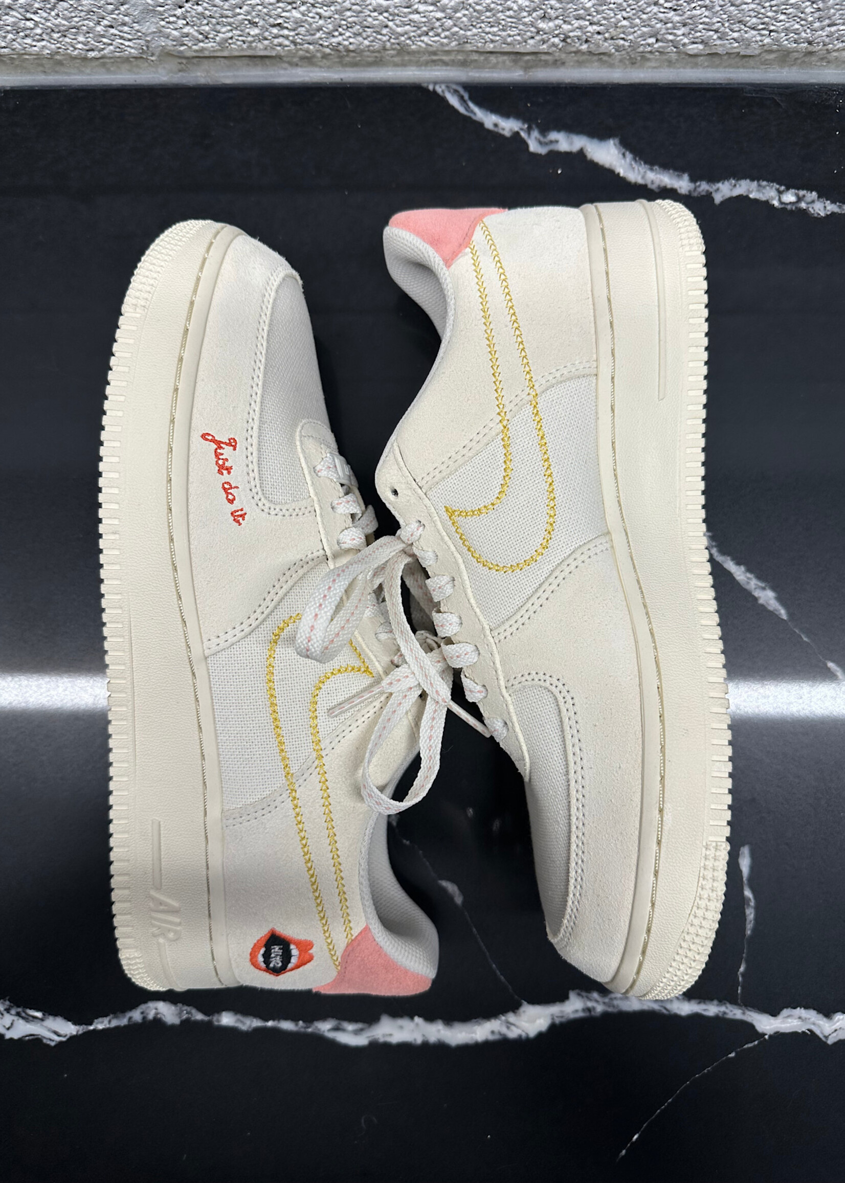 DS Nike AF1 Rock N Roll Fem 10