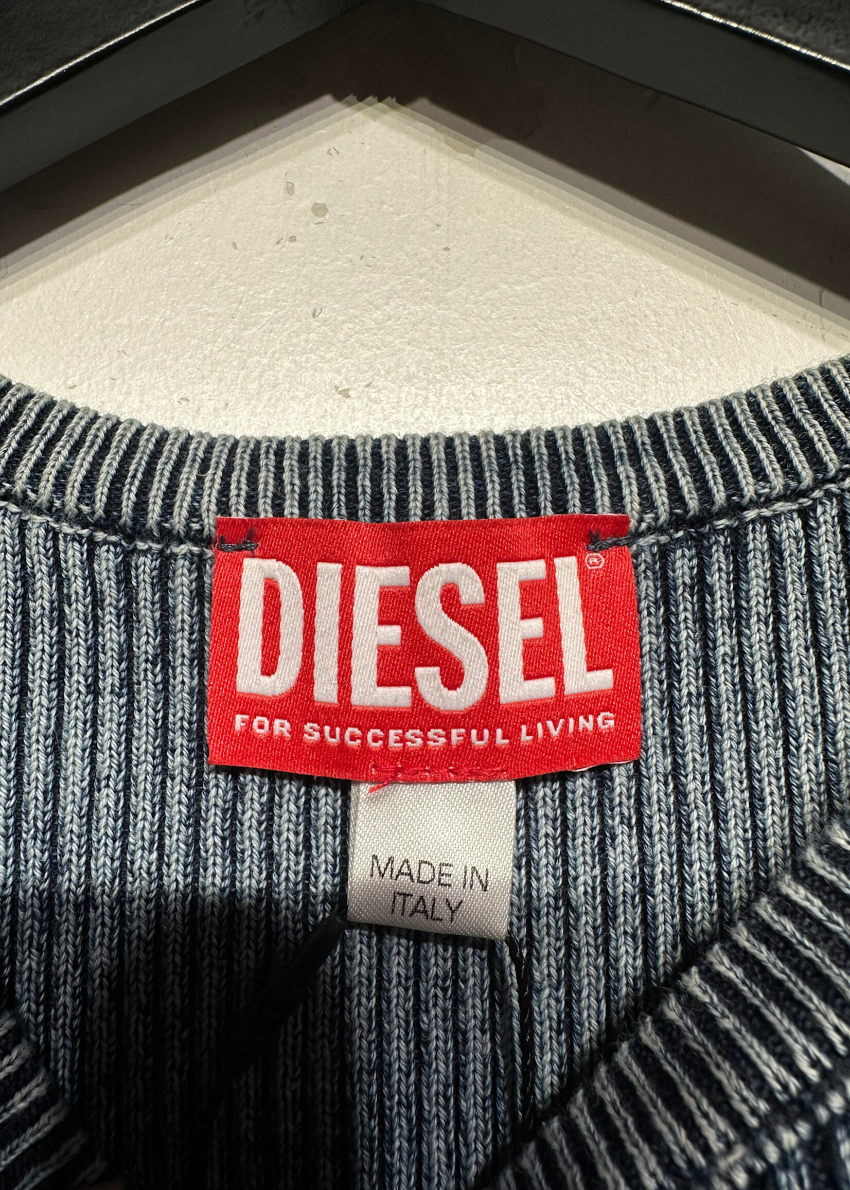 NWT Teal Diesel Chest Logo Tank Fem M