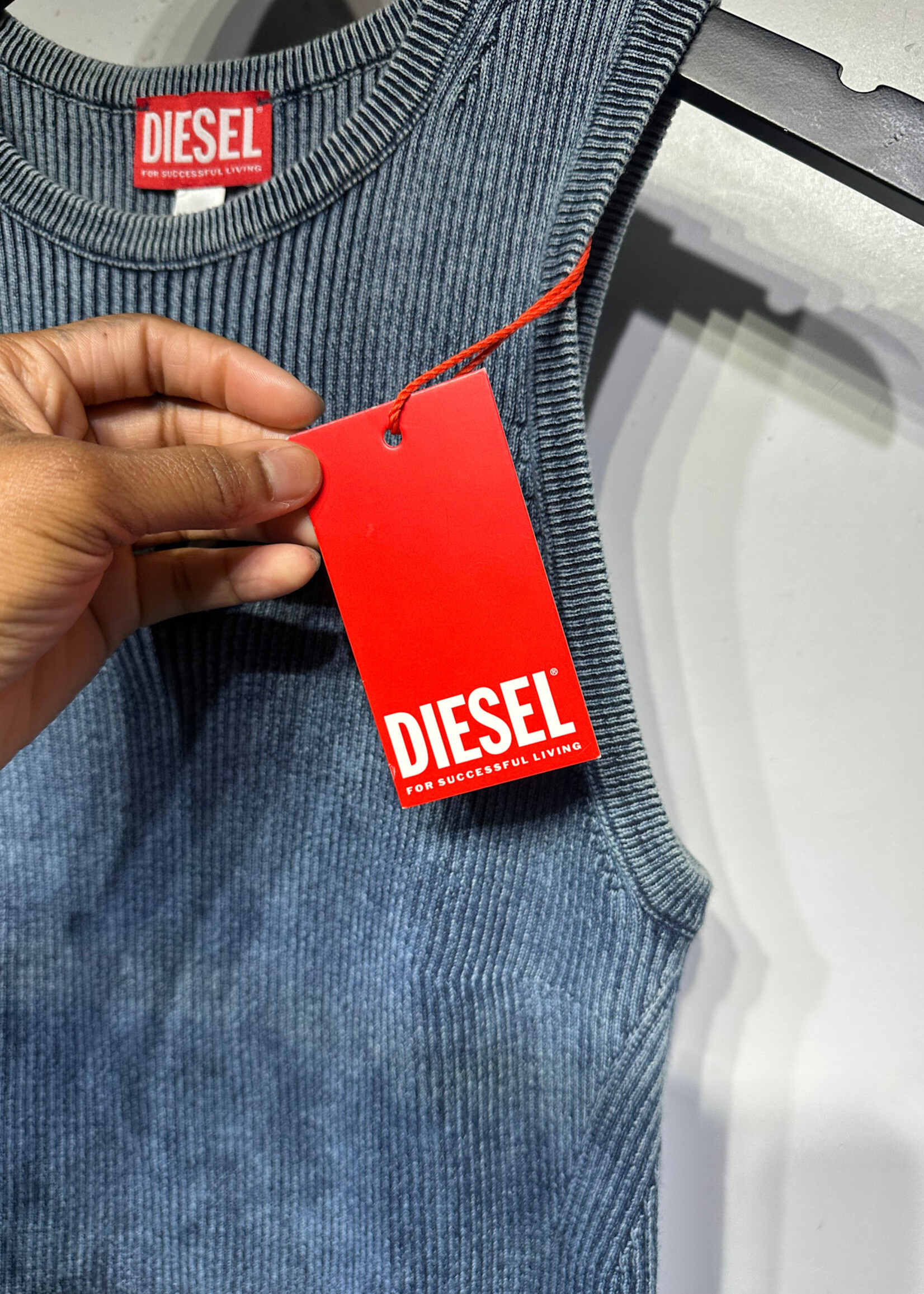 NWT Teal Diesel Chest Logo Tank Fem M