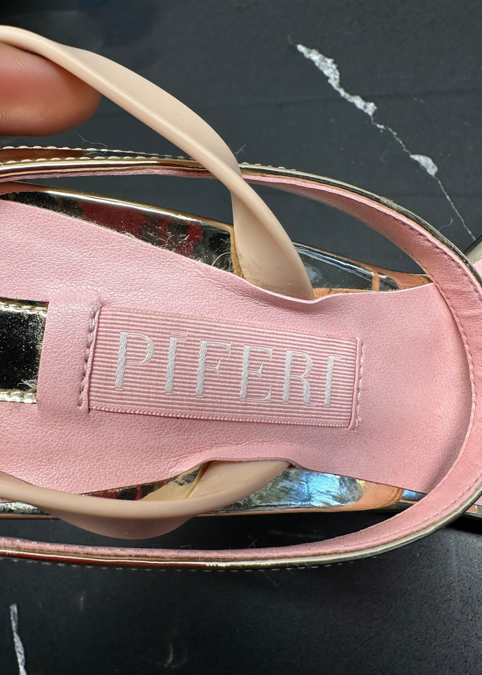 Piferi Gold Pumps Fem 9  (Retail: $300+)