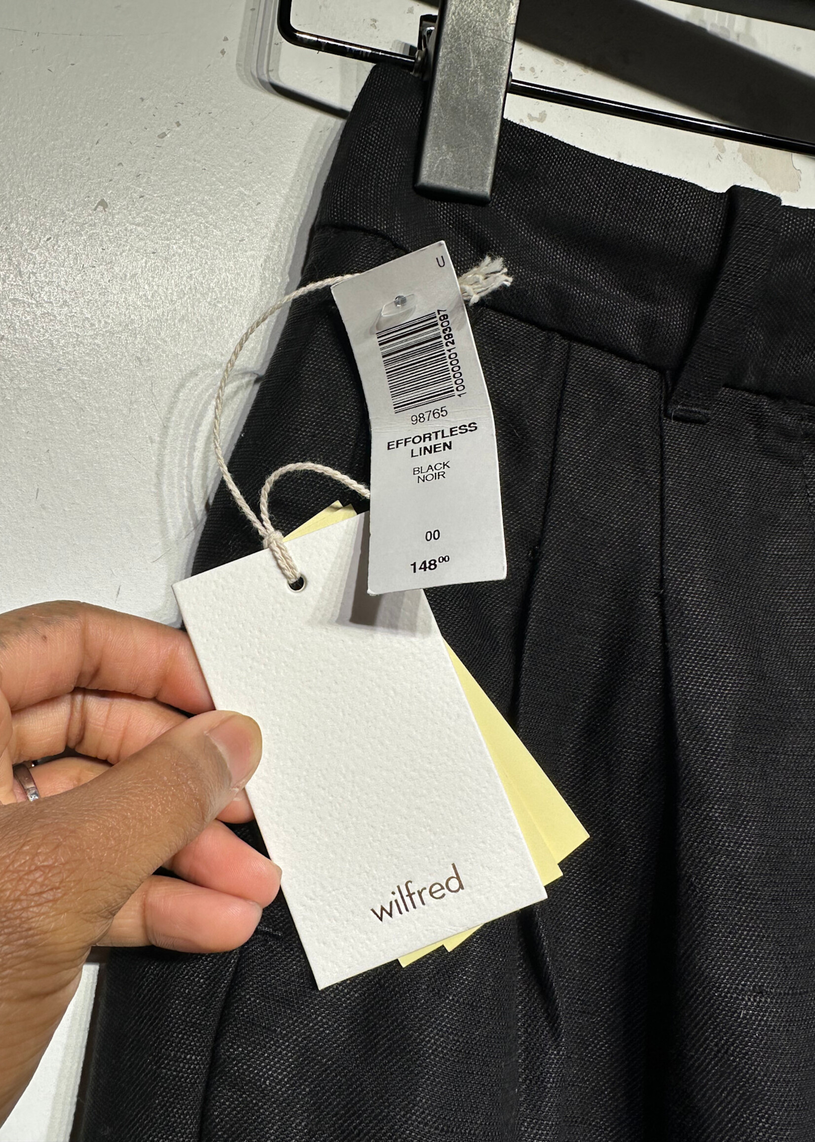 Wilfred NWT Black Linen Pleated Trouser 24