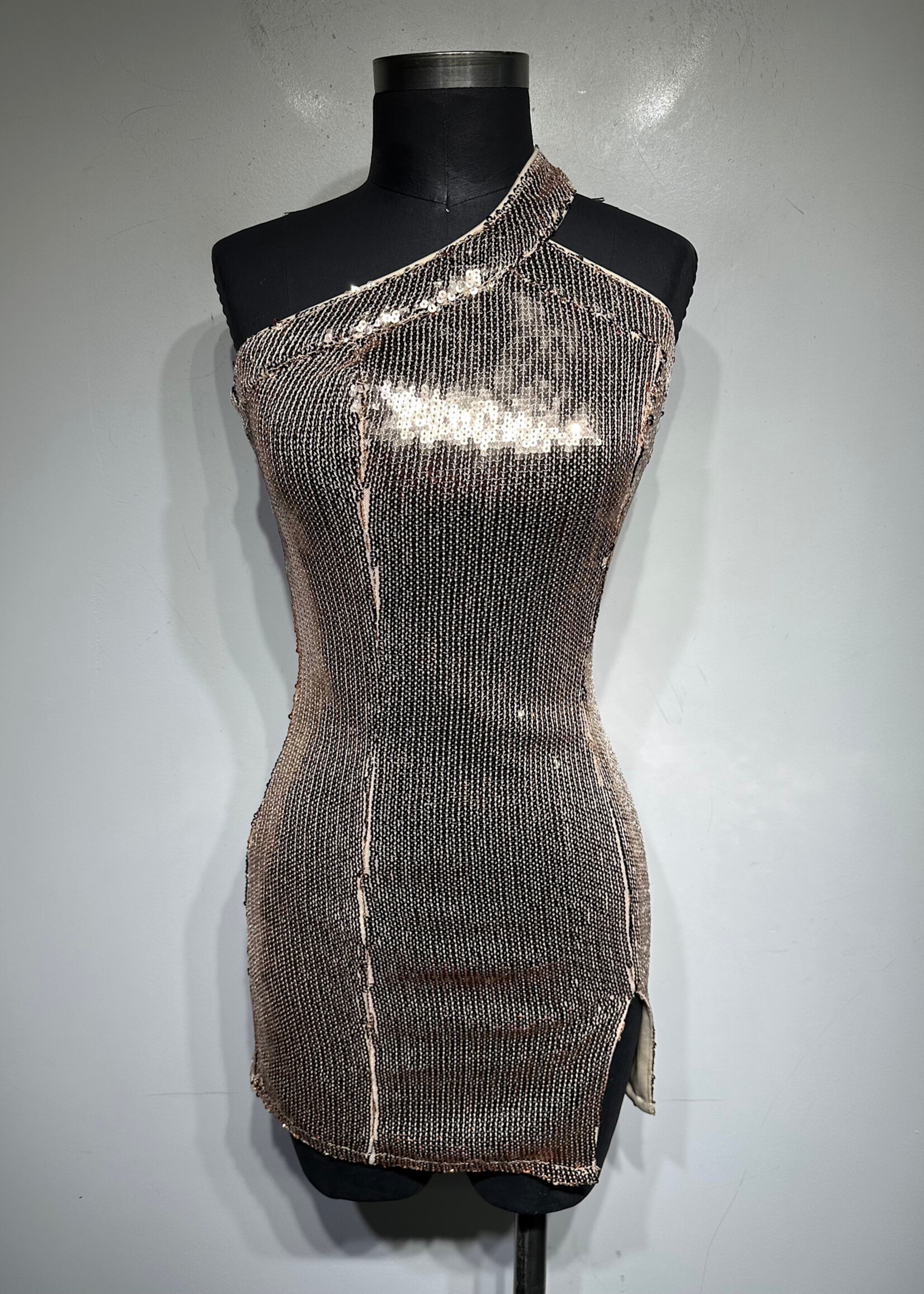 SUPERDOWN GOLD SEQUIN DRESS