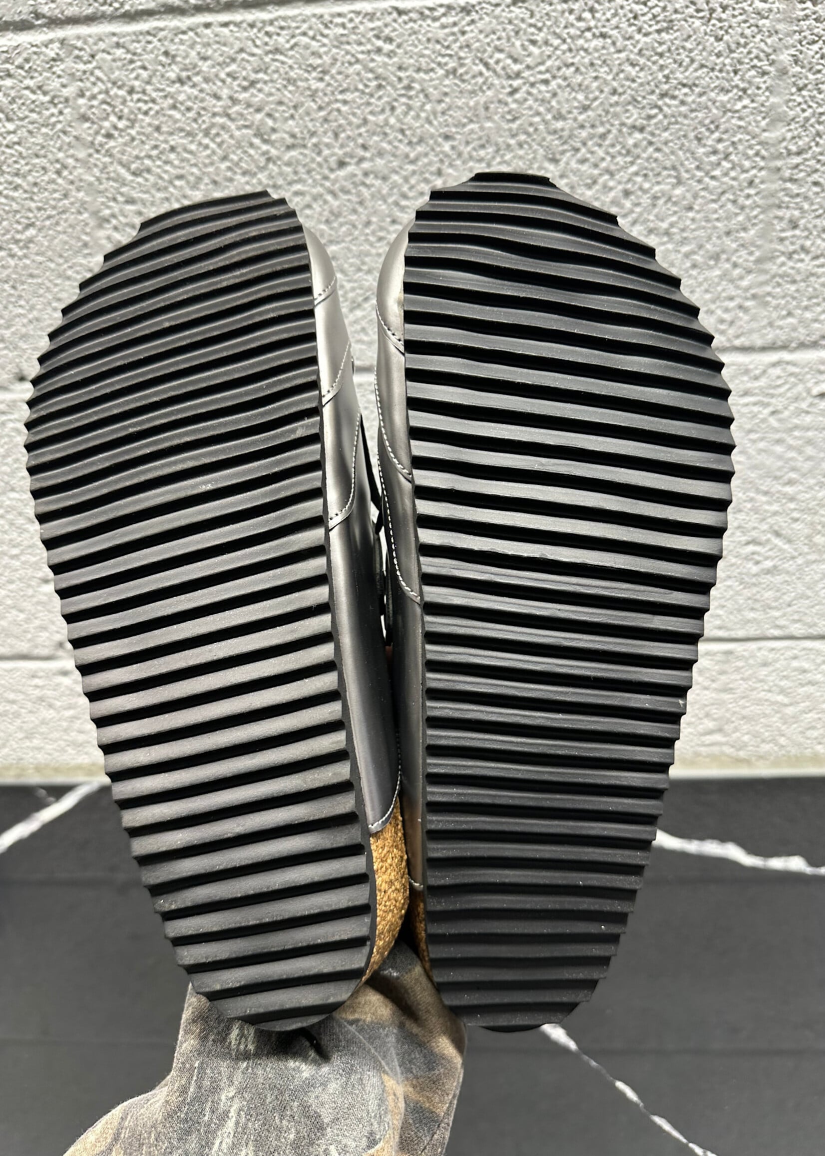 Kito Wares Medieval Clogs Masc 9