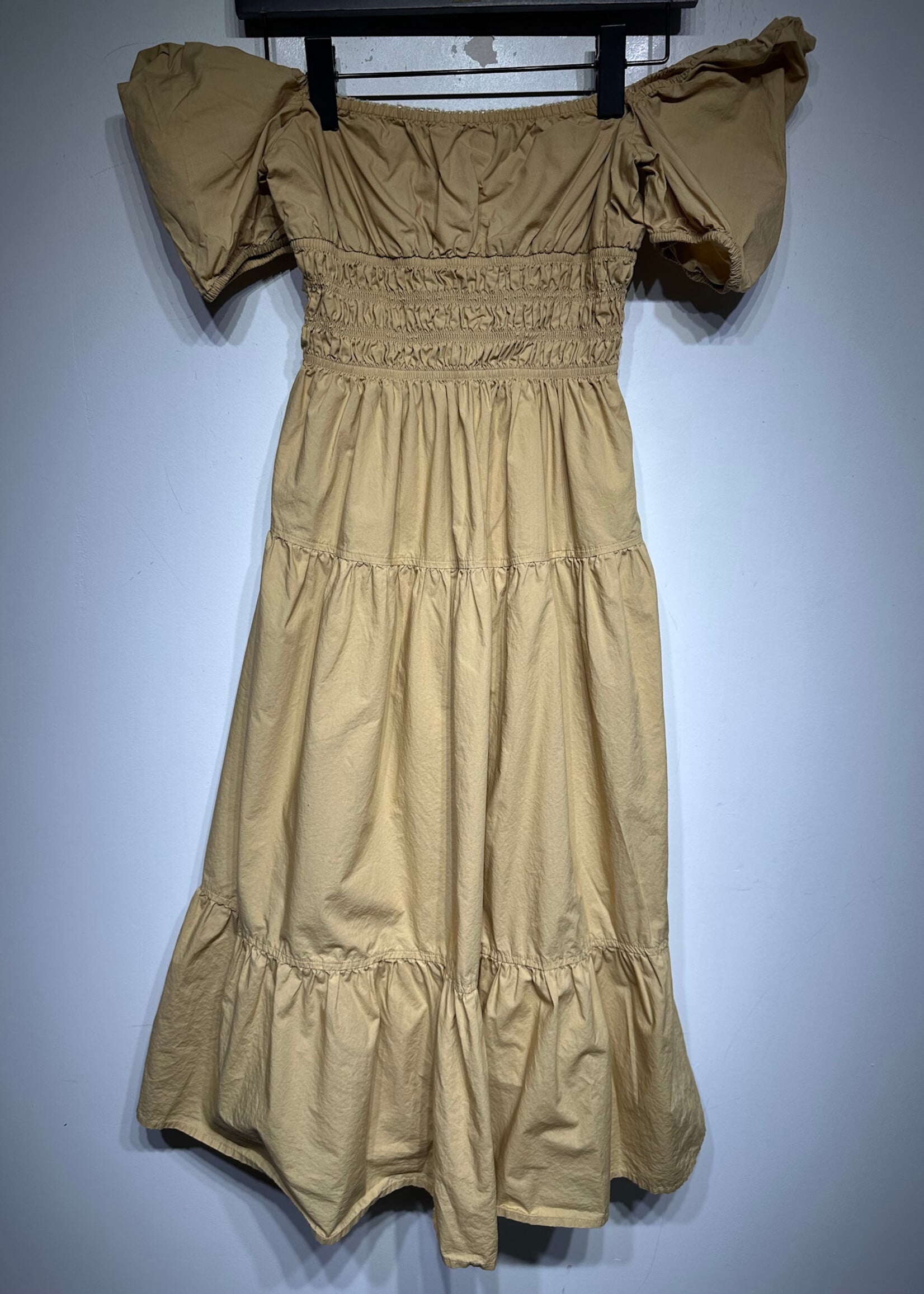 Wilfred Tan Puff Sleeve Pleated Dress XS