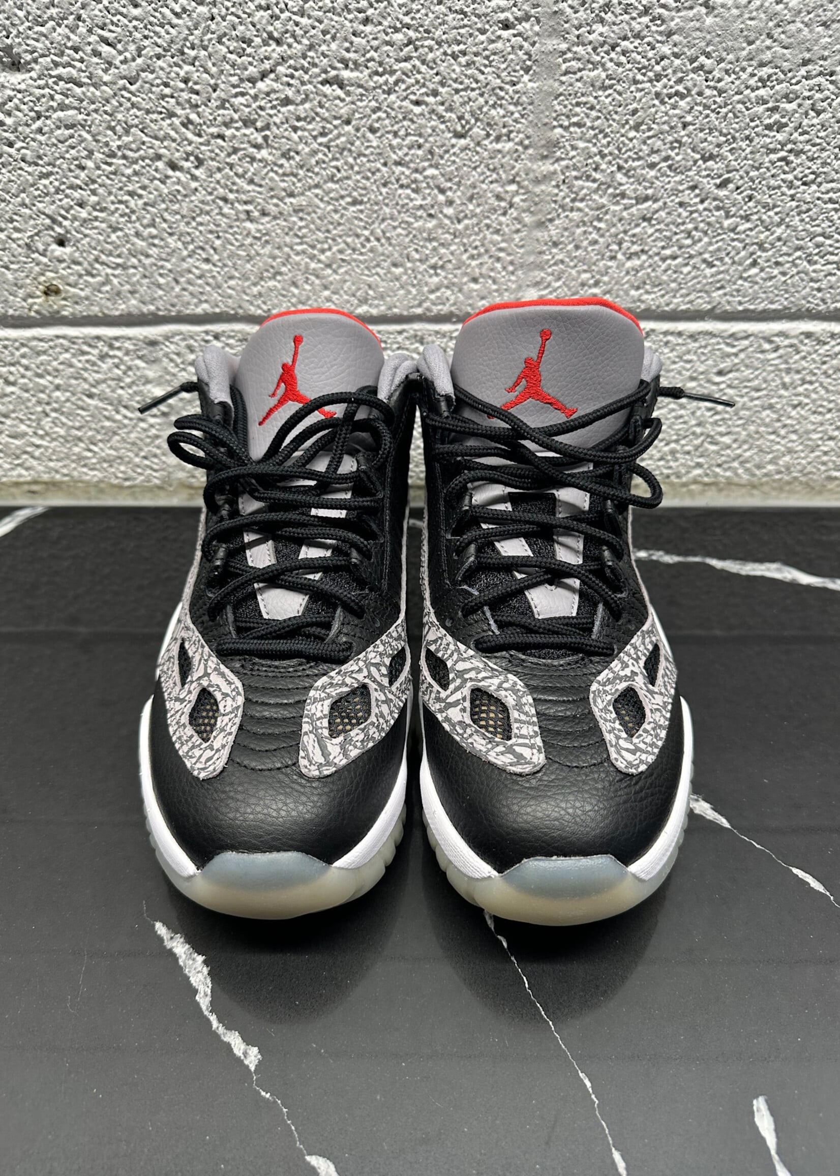 Nike Air jordan 11 Low IE Black Cement Masc 9