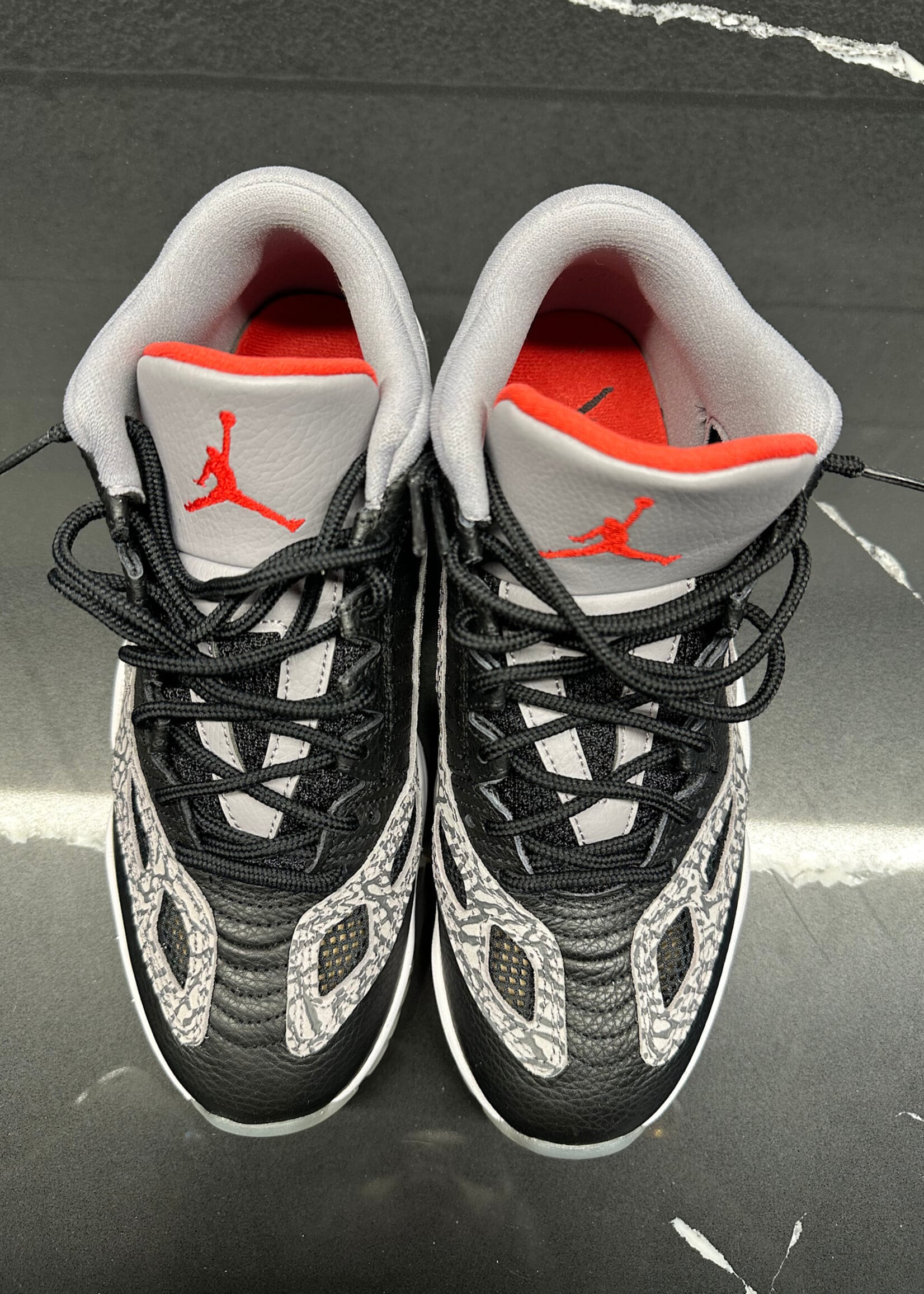 Nike Air jordan 11 Low IE Black Cement Masc 9