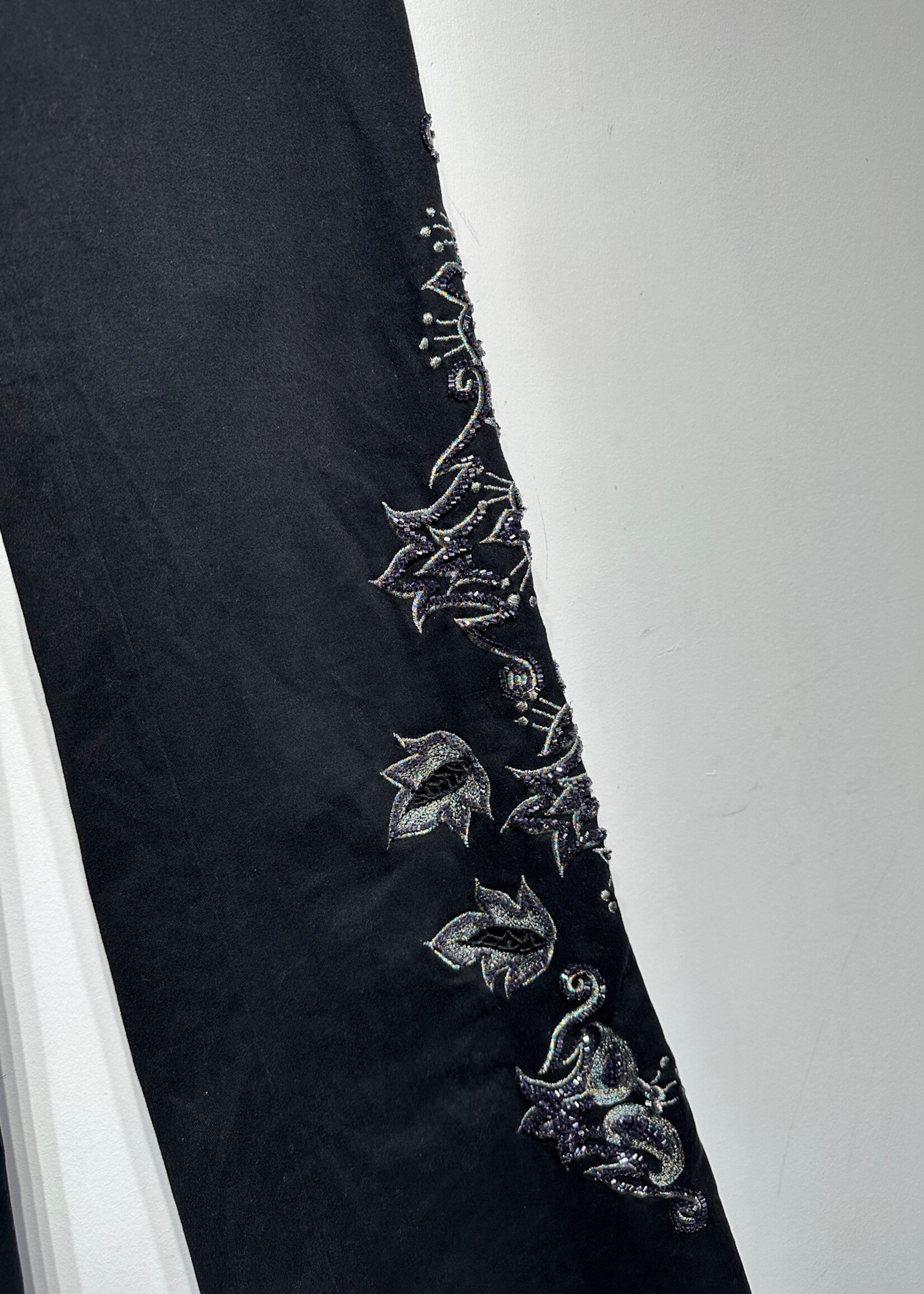 Elleallo Div Embroidered Black Flare Pants 25