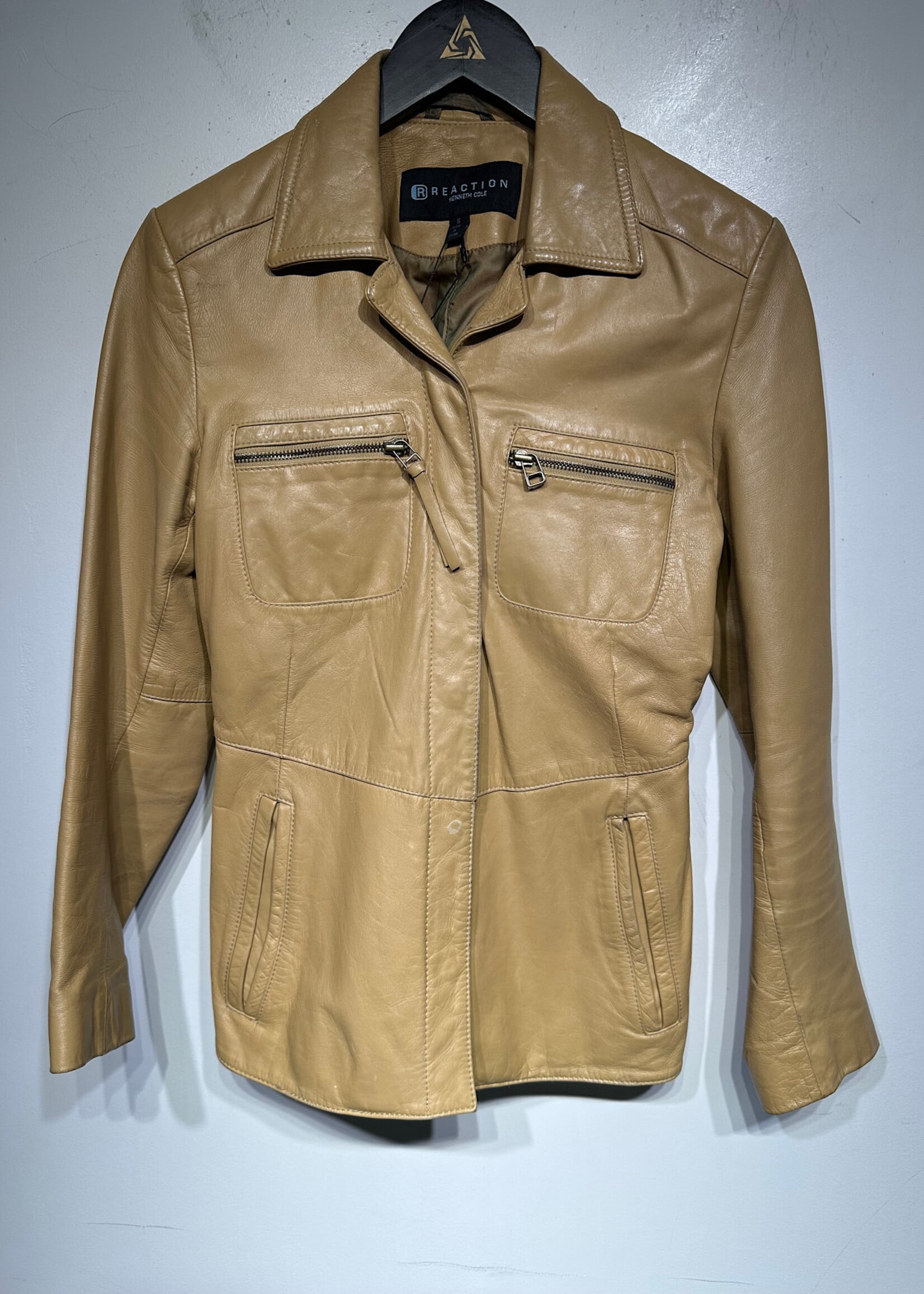 Kenneth Cole 00s Tan BU Leather Jacket Fem S AS IS