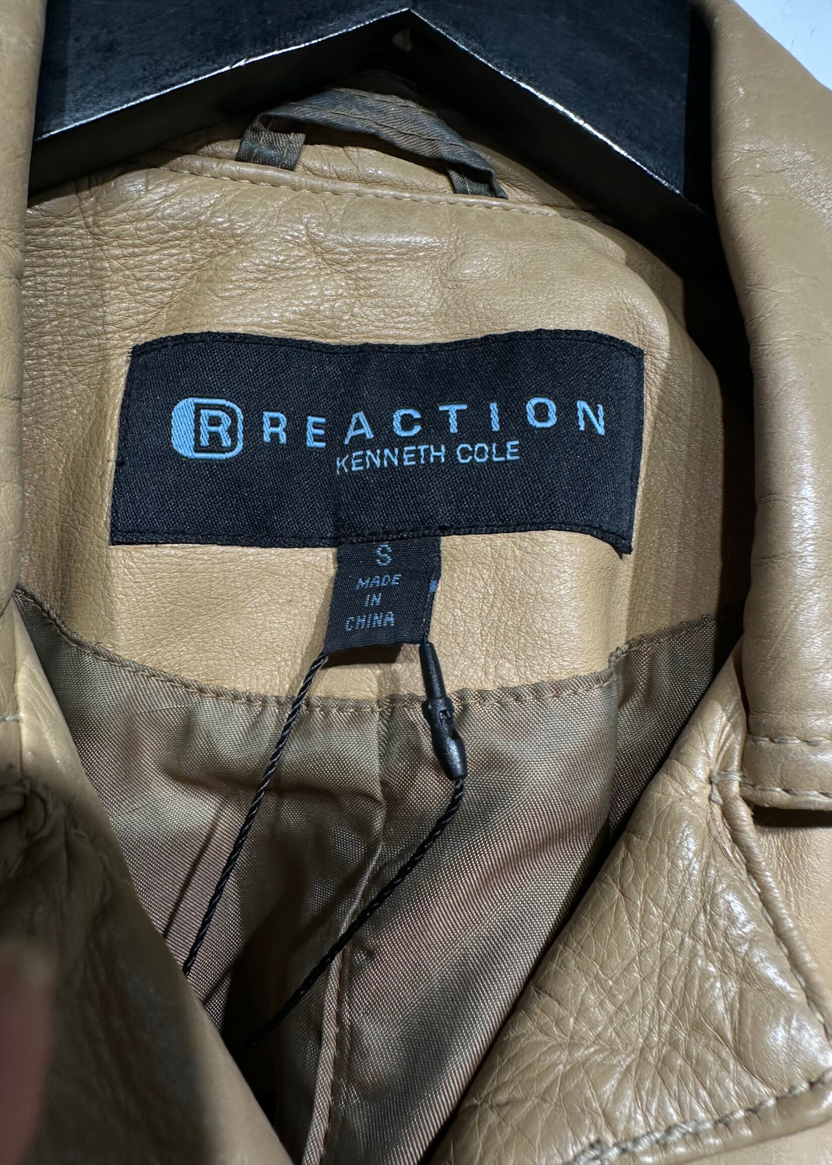 Kenneth Cole 00s Tan BU Leather Jacket Fem S AS IS