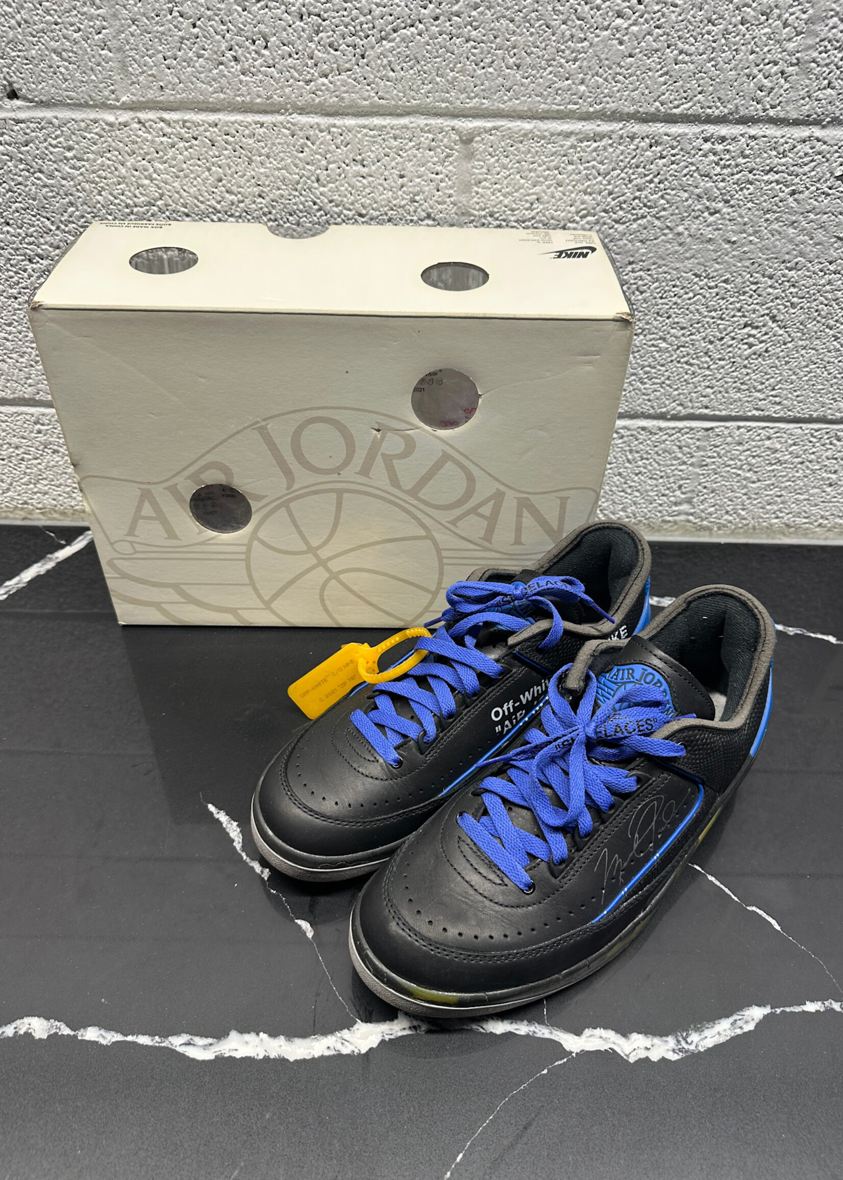 Off-White Jordan 2 Varsity Royal Masc 9
