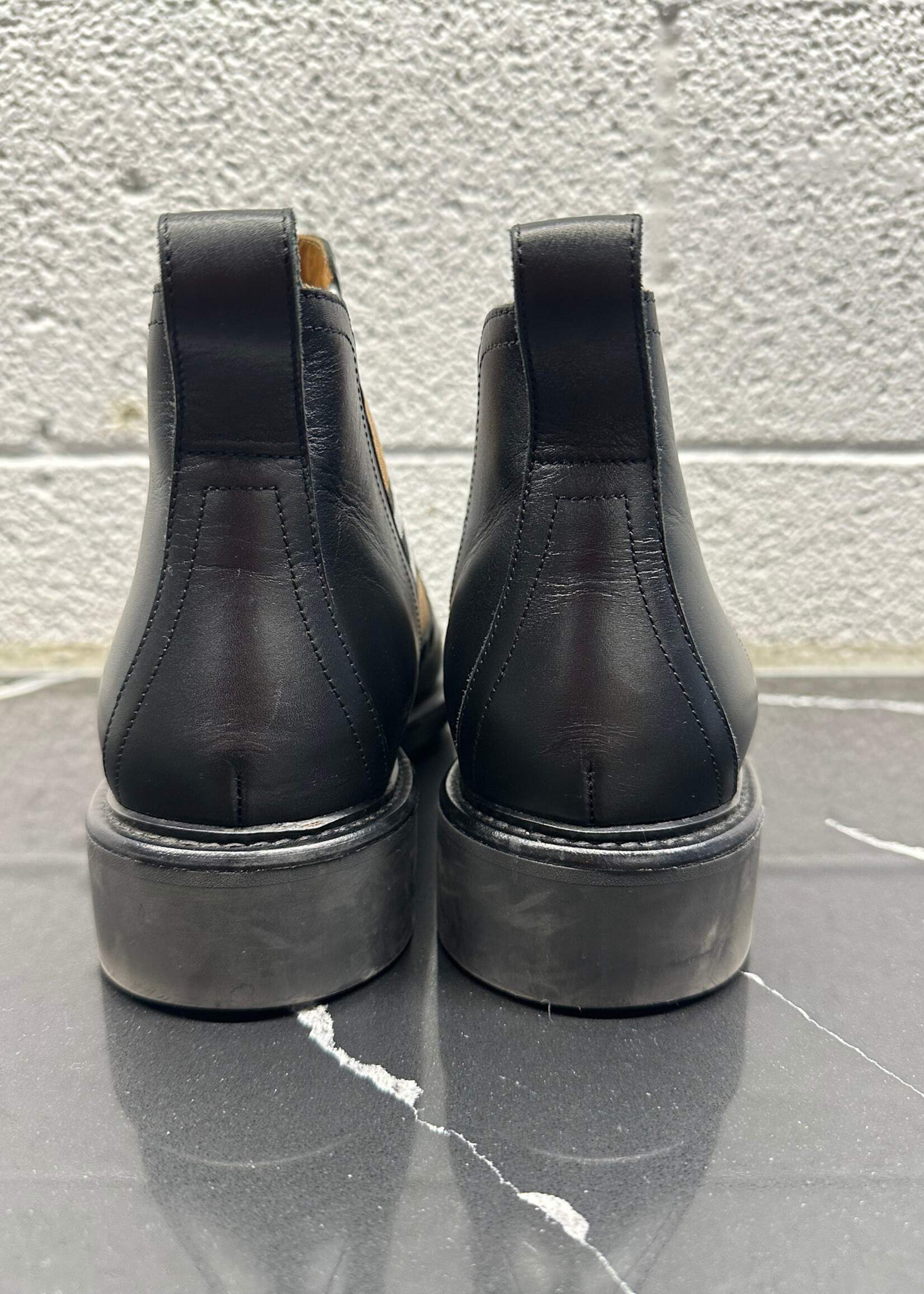Burberry Pembroke Checked Ankle Boot 8.5 Masc