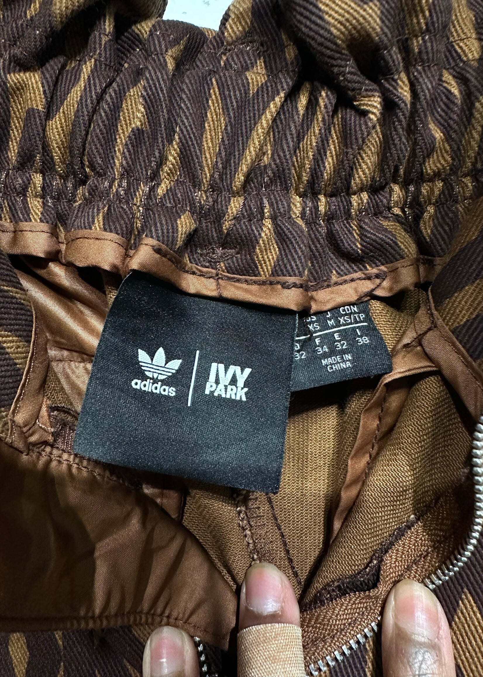 Adidas Ivy Park Brown Front Zipper Cargo Pants Fem 30