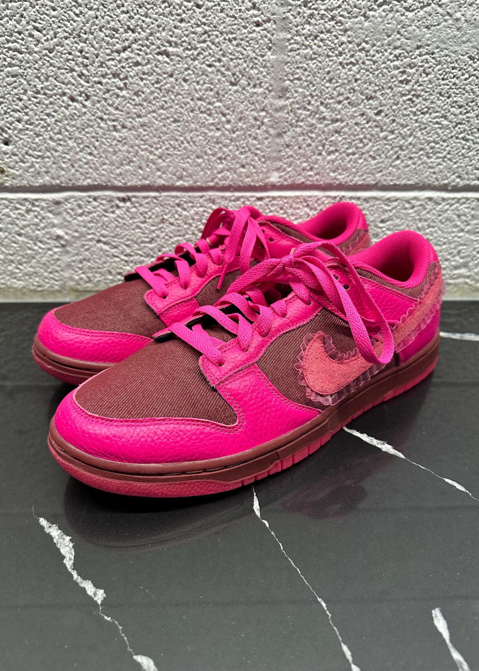 Nike Dunk Low Valentines Day 2022 Masc 10.5