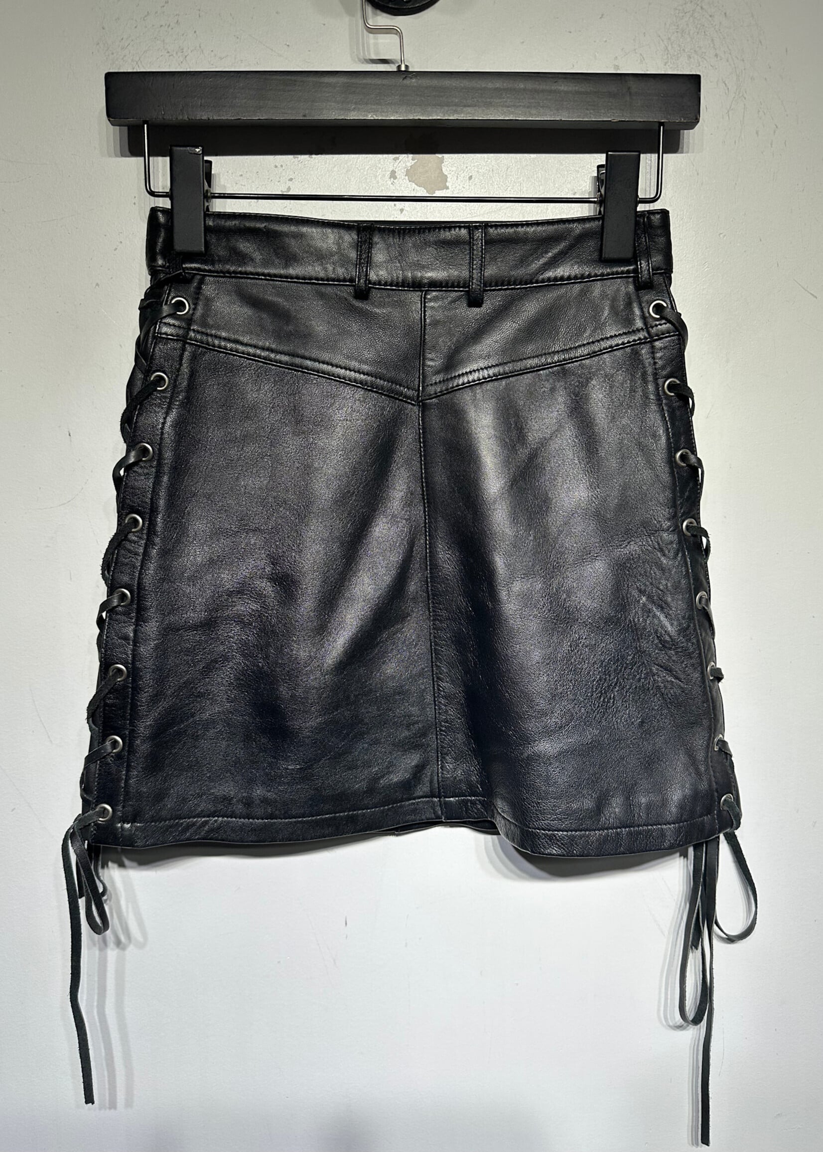 First Genuine Leather Black Lace Up Skirt 24 Fem