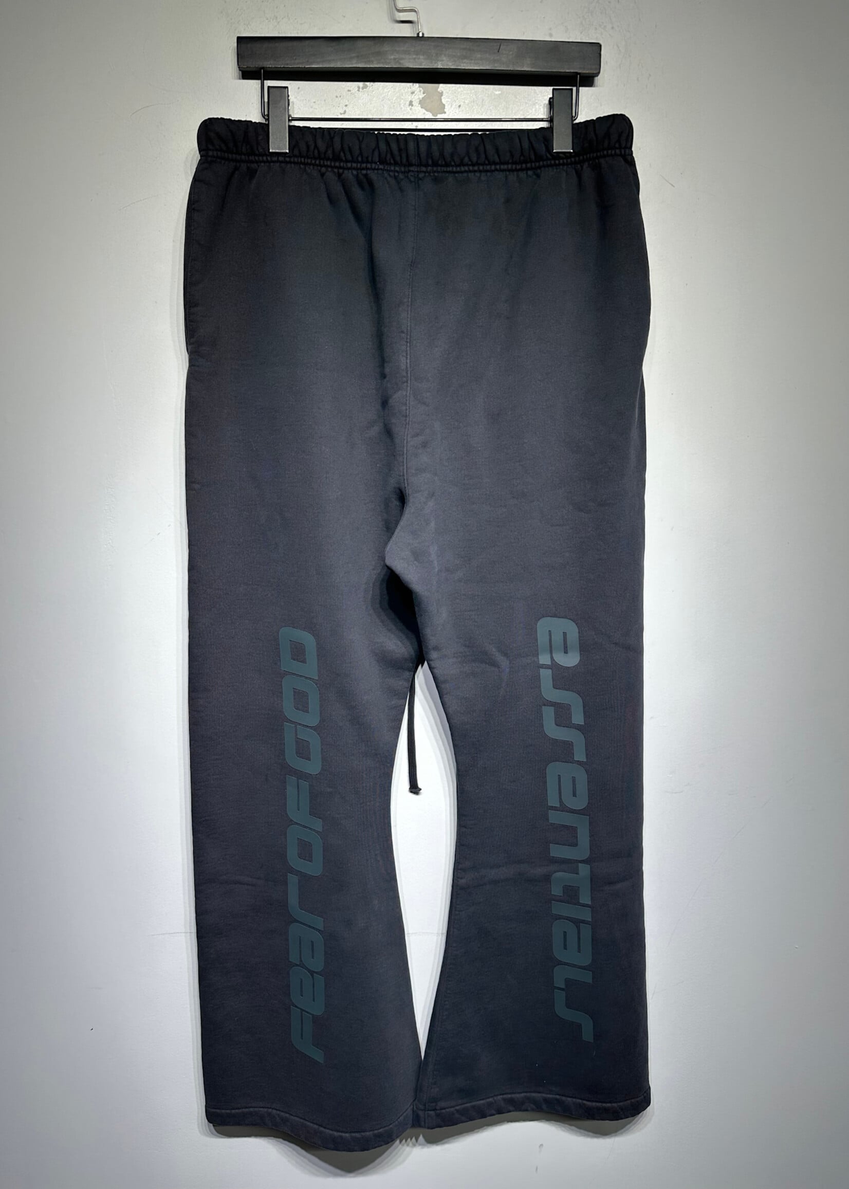 NWT Fear of God Essentials Flared Sweatpants Masc 34