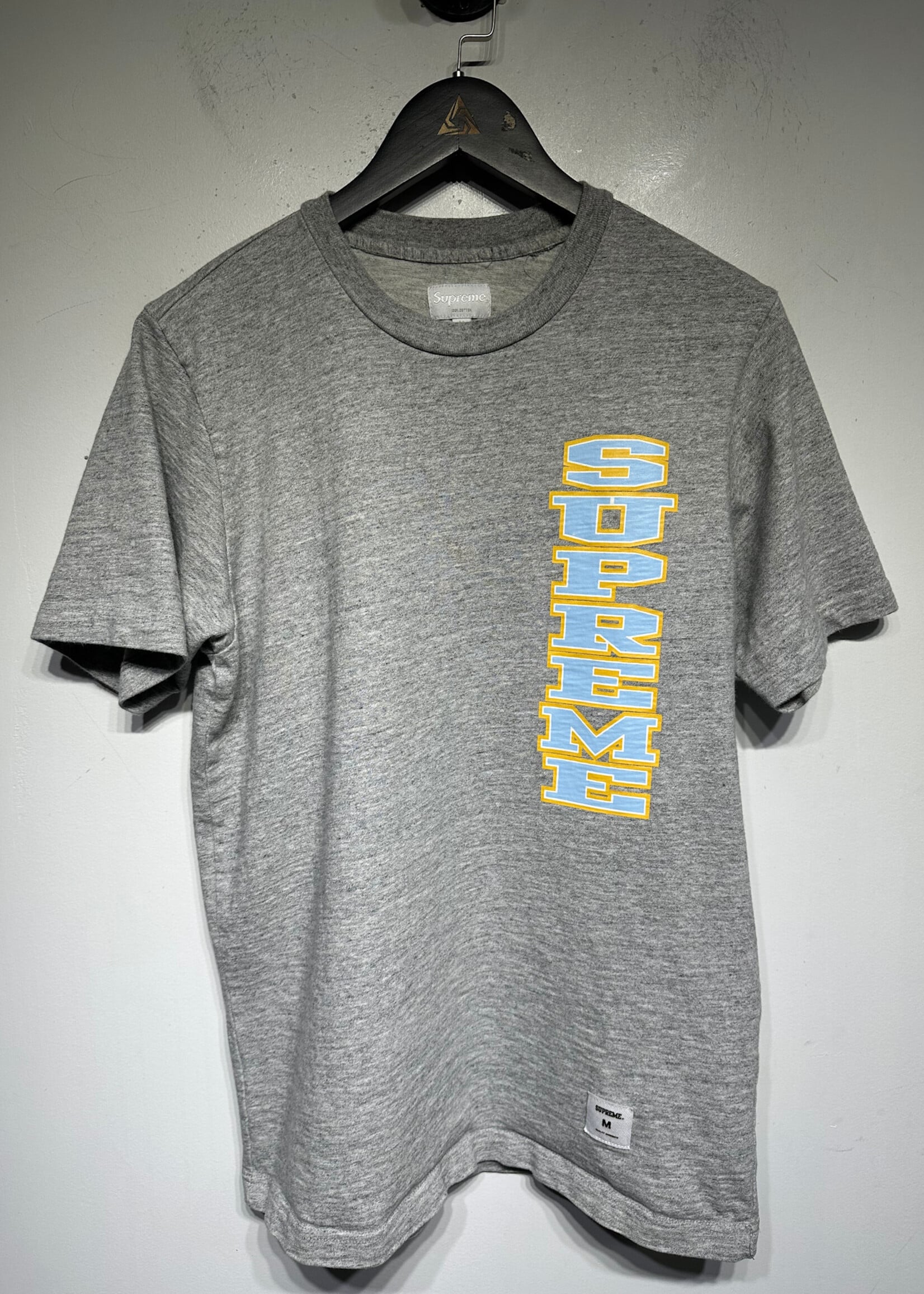 Supreme Heather Grey Vertical Logo Tee M
