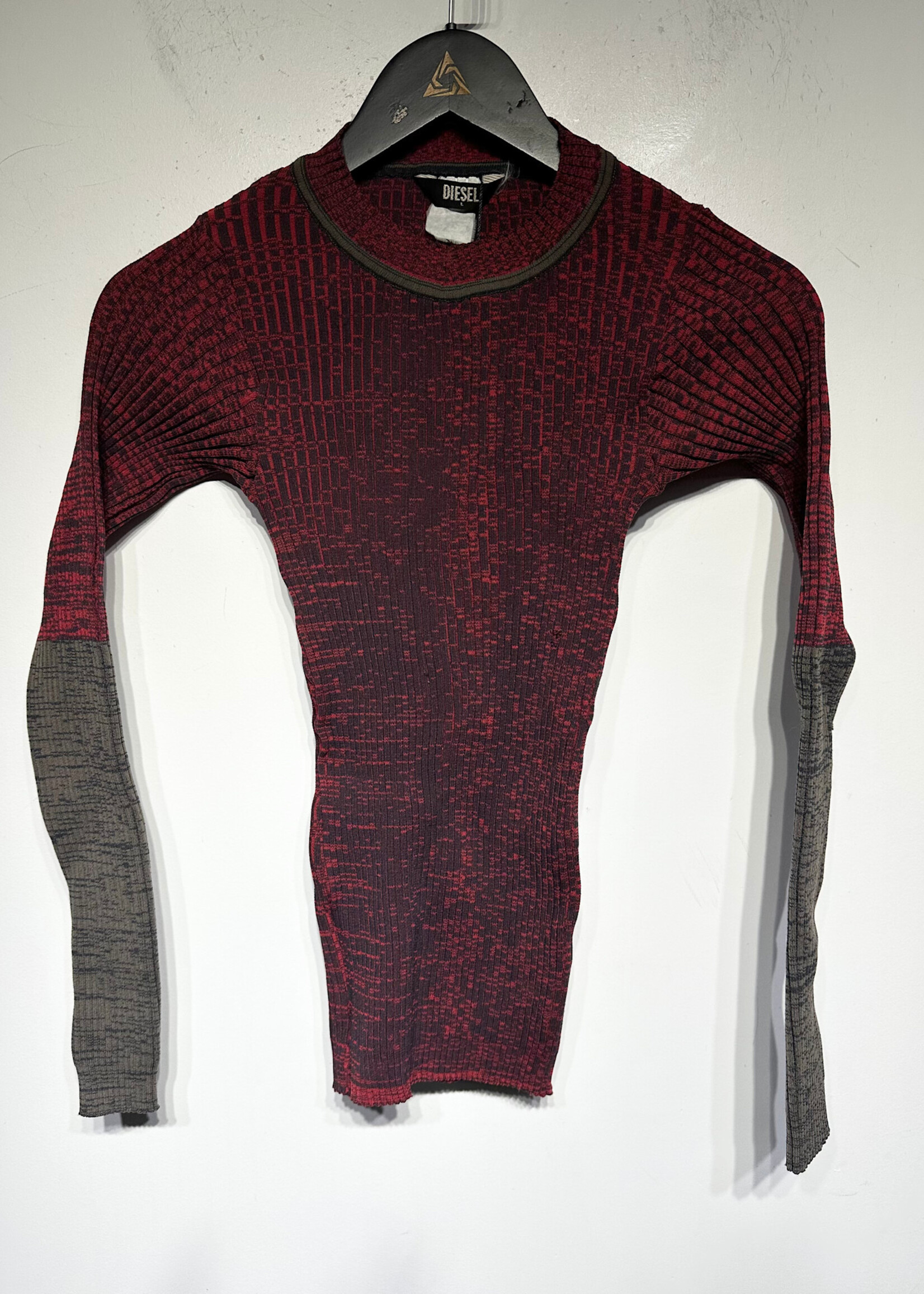 Diesel Red Green Ribbed Knit LS Fem L