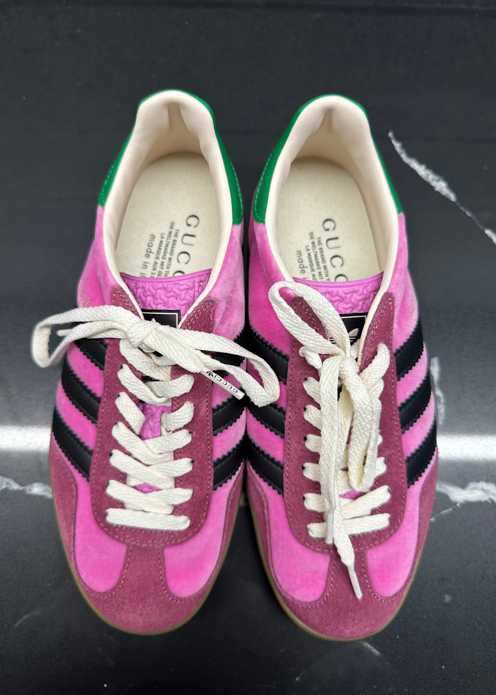 Gucci x Adidas Gazelle Pink Fem 6.5