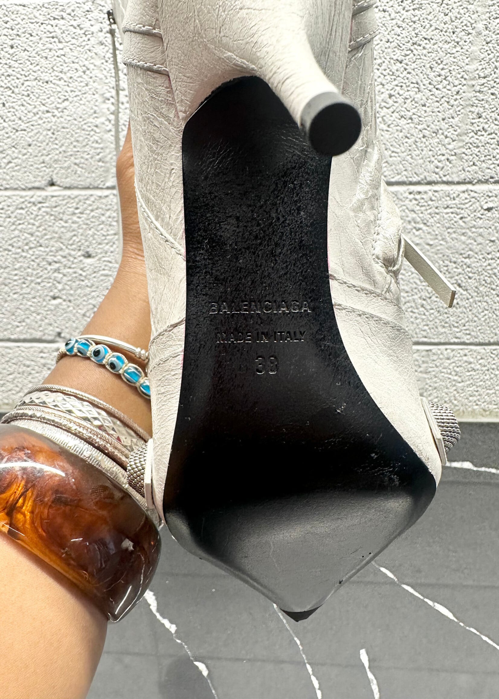 Balenciaga Le Cagole White Boots 7.5 Fem