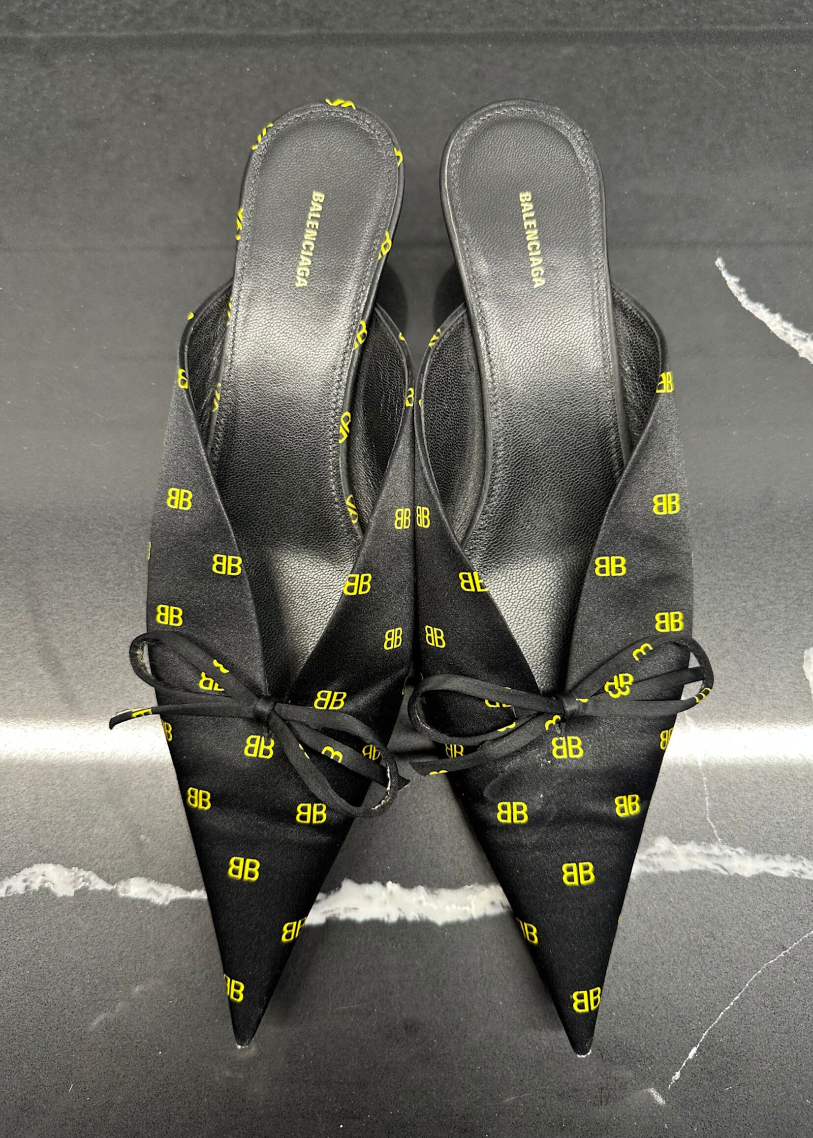 Balenciaga Black Yellow Knife Mule 7.5 Fem