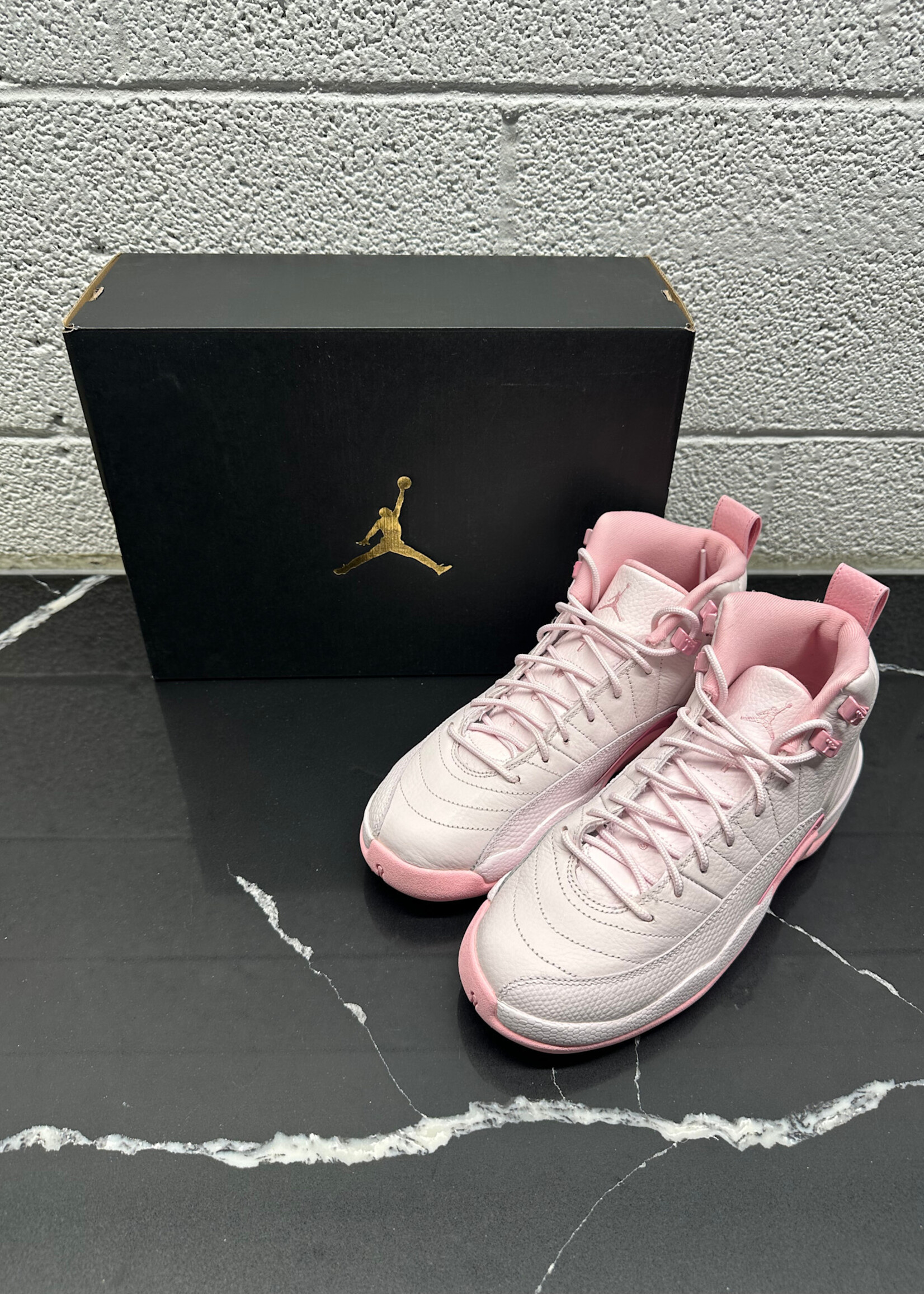 Air Jordan 12 Pearl Pink Sneakers Fem 6.5