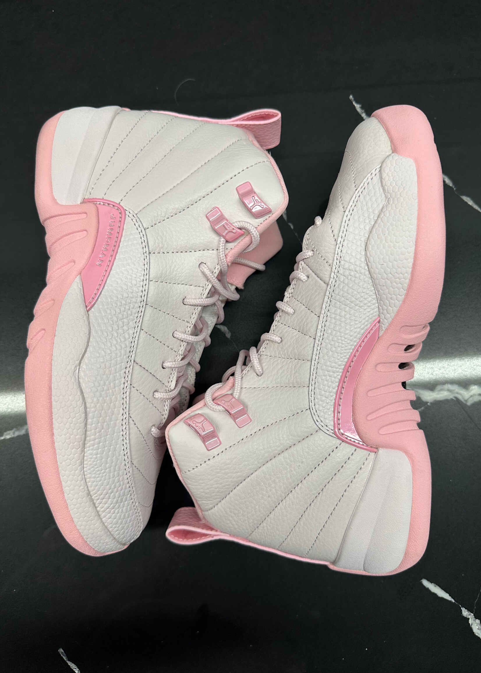 Air Jordan 12 Pearl Pink Sneakers Fem 6.5