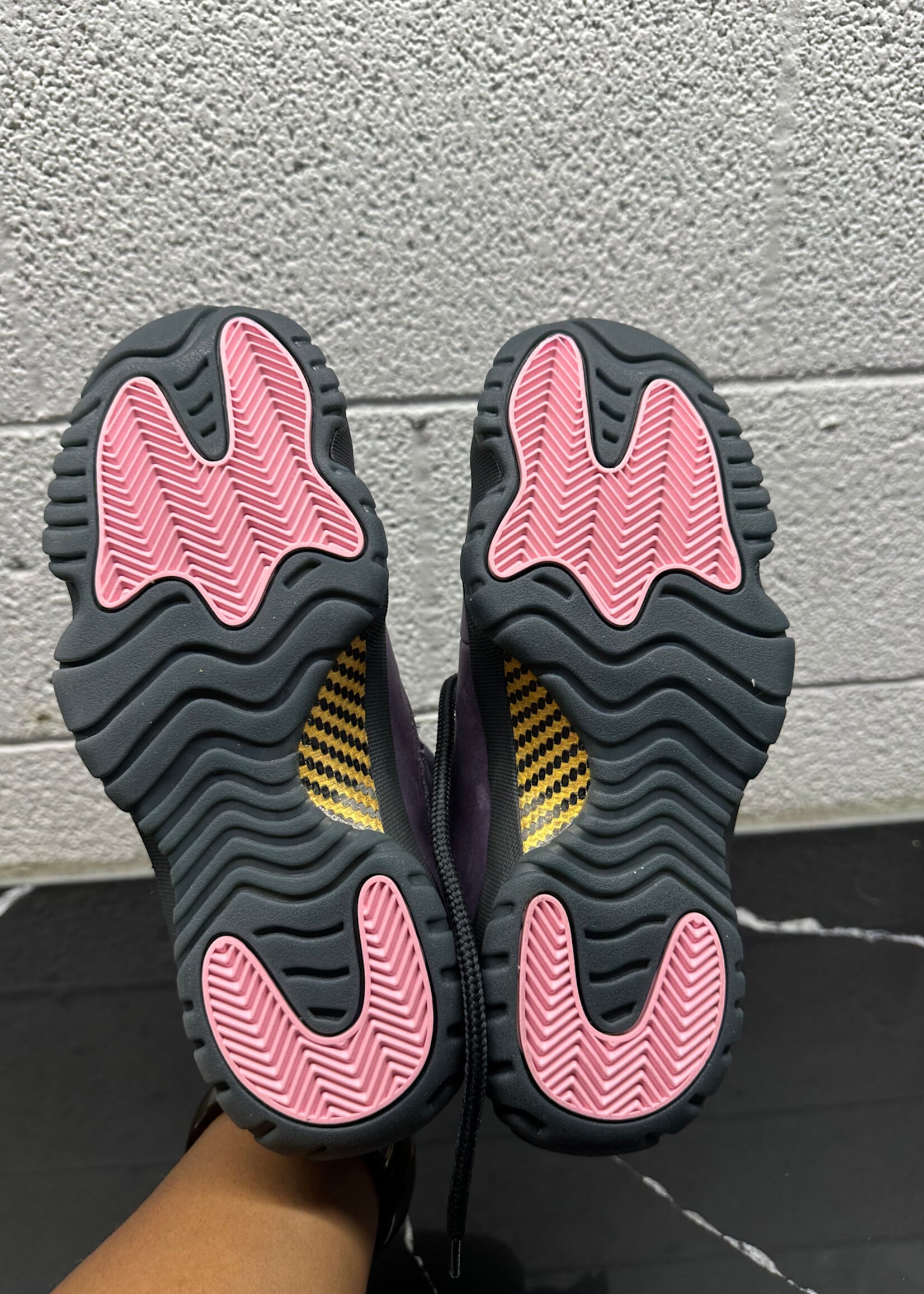 Air Jordan 11 "Mojave" Sneakers Fem 6
