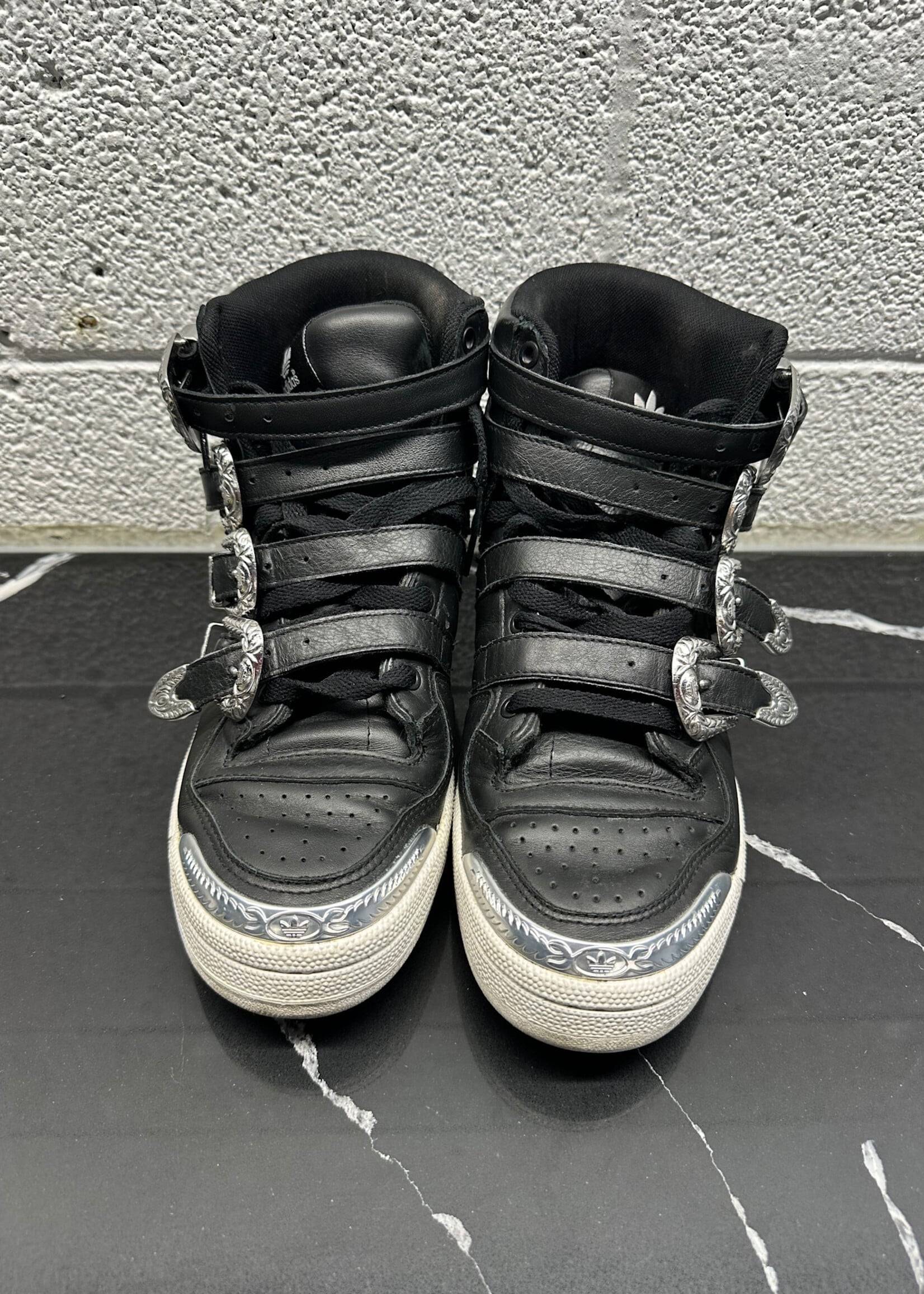 Jeremy Scott Adidas Black Buckle Hi Top Masc 10 AS IS