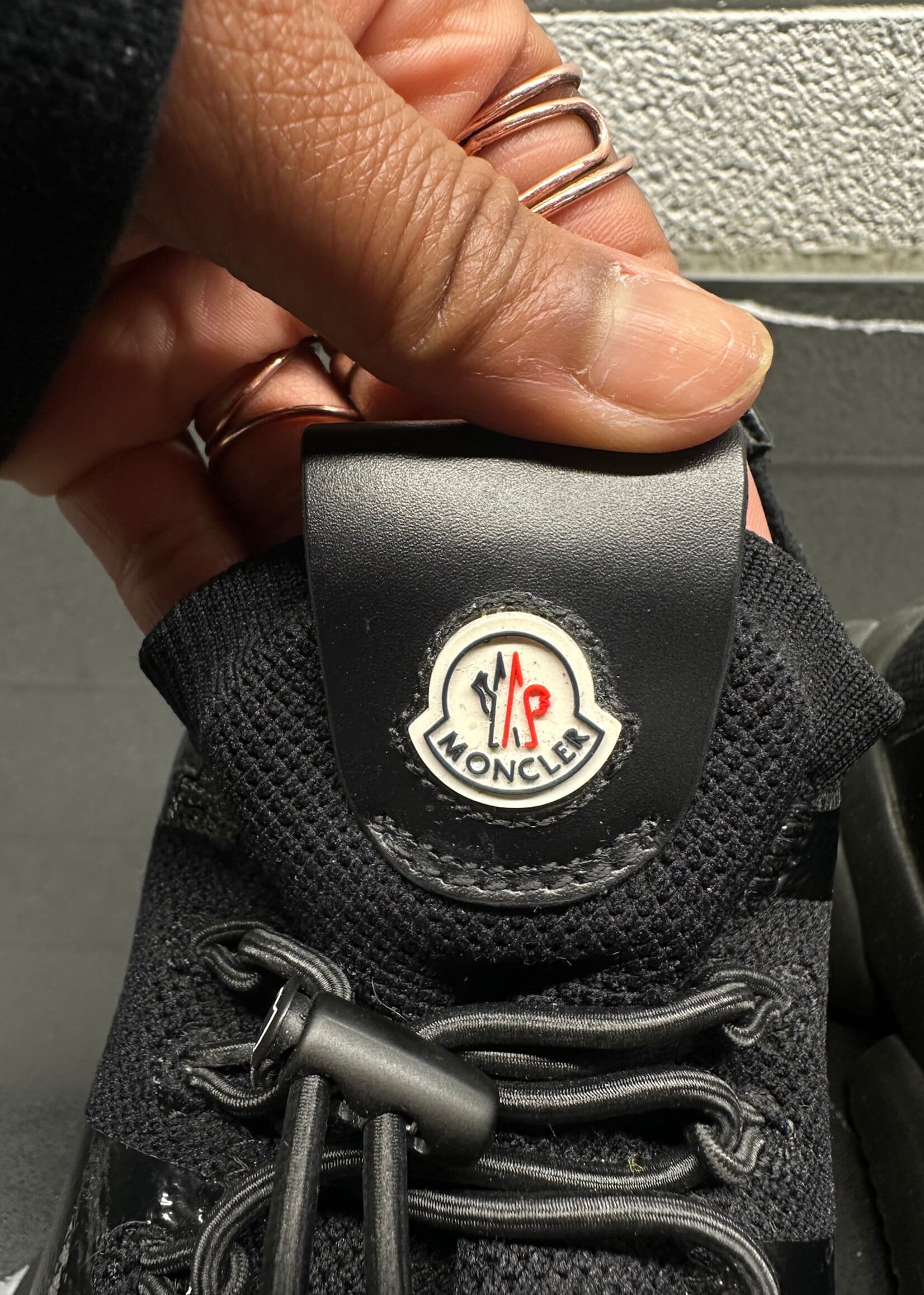 Moncler "The Bubble" Black Sneaker Masc 10
