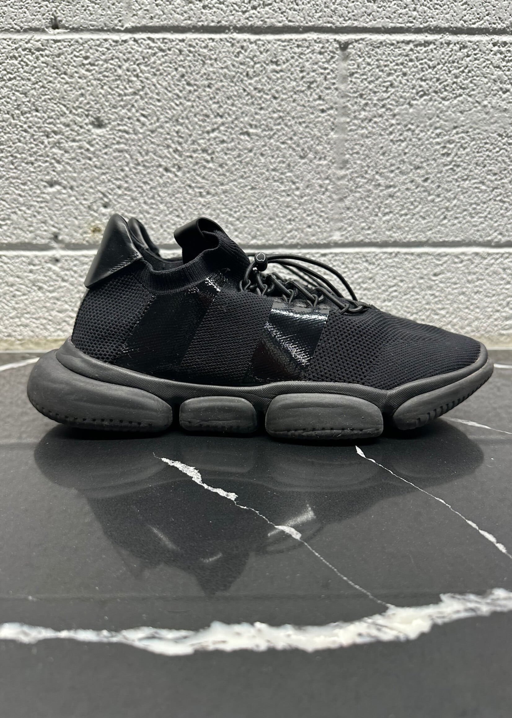 Moncler "The Bubble" Black Sneaker Masc 10