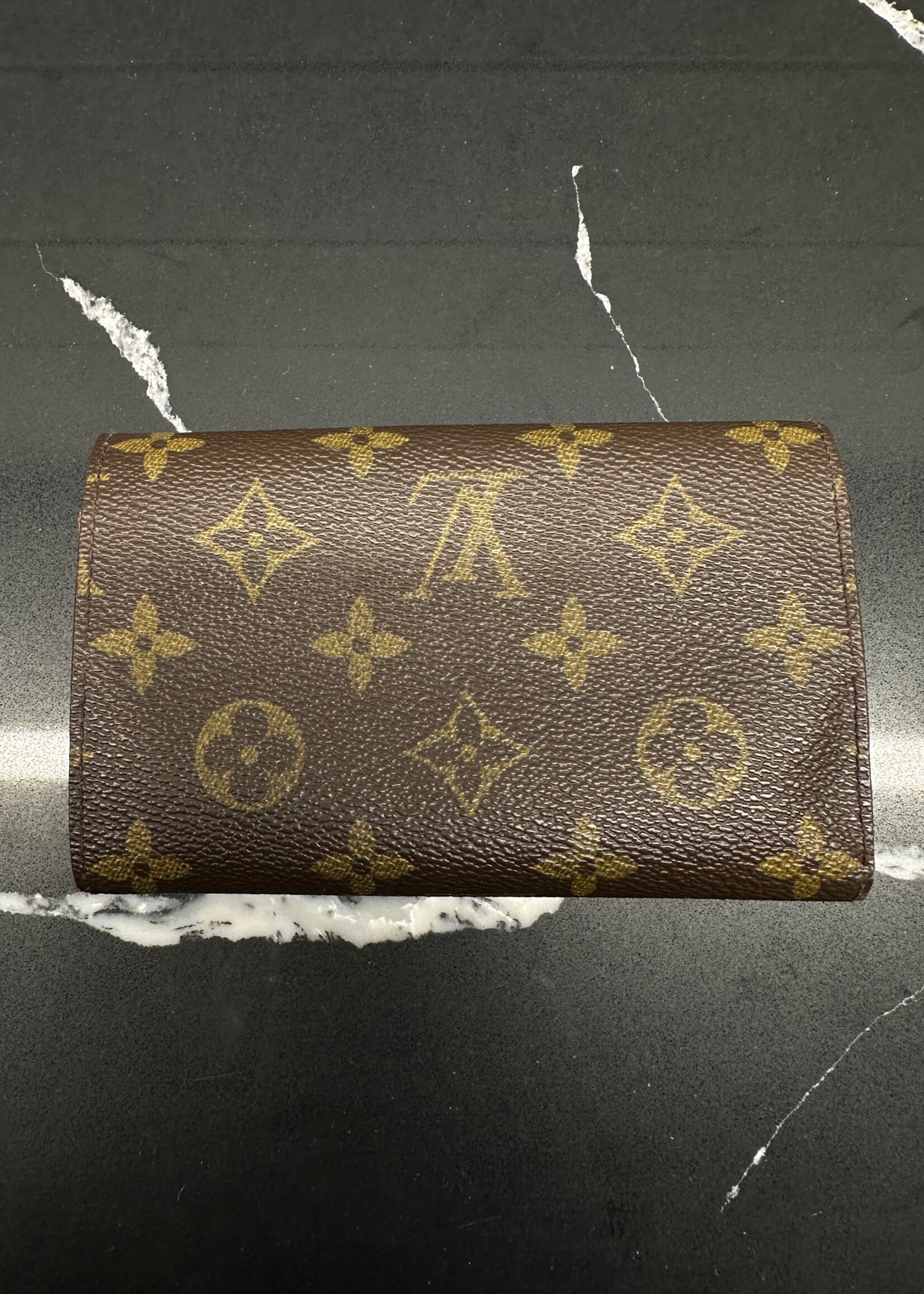 LV Brown Monogram Tri Fold Cardholder OS AS IS