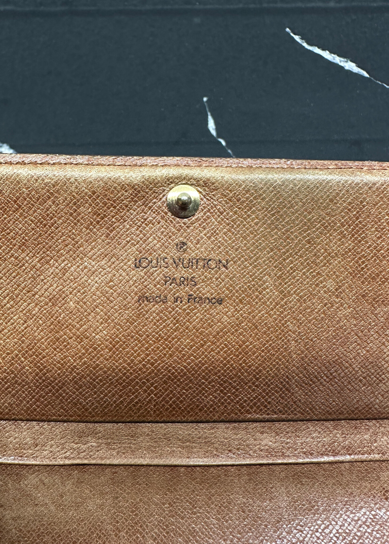 LV Brown Monogram Tri Fold Cardholder OS AS IS