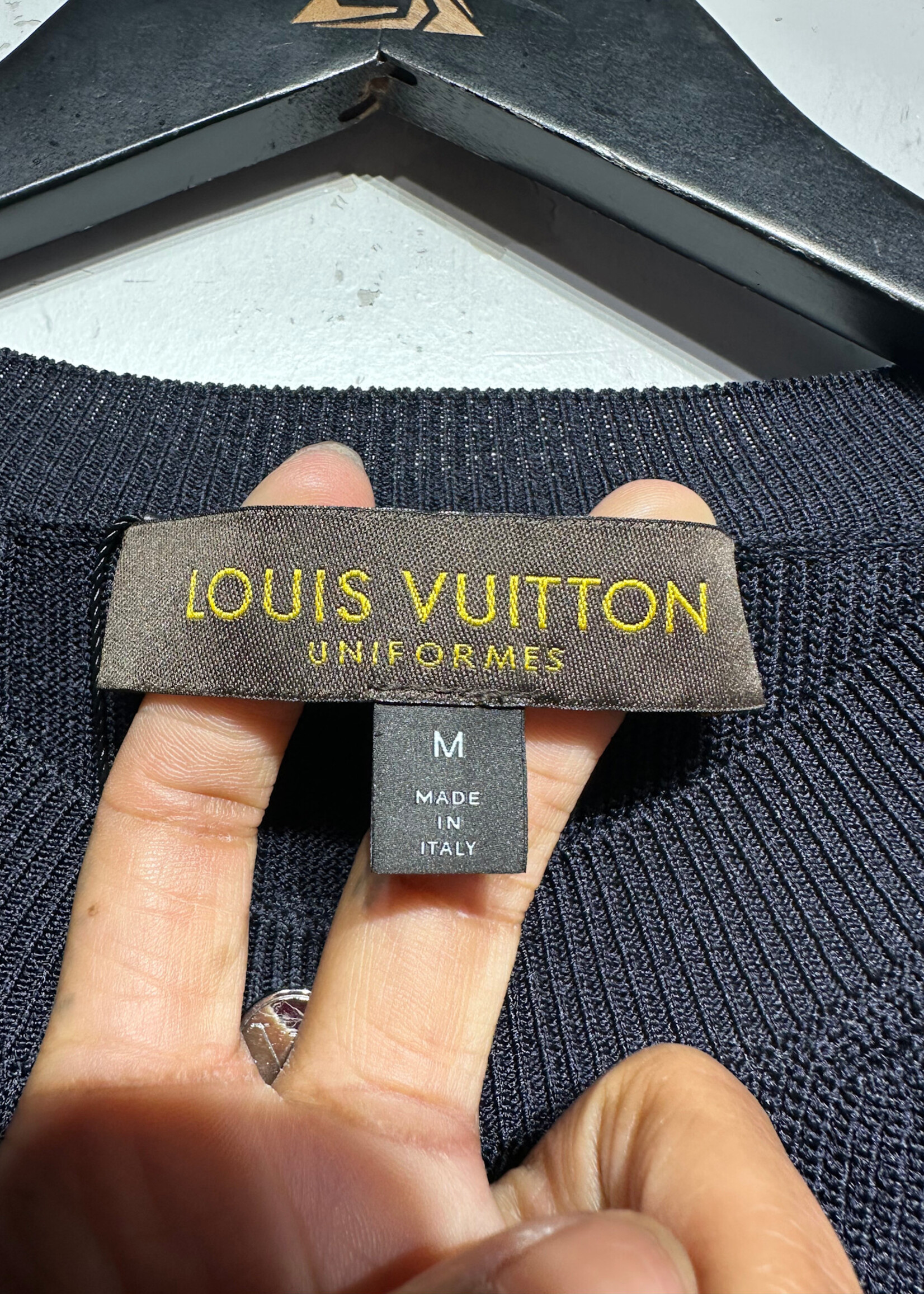 LOUIS VUITTON NAVY RIBBED CARDIGAN M